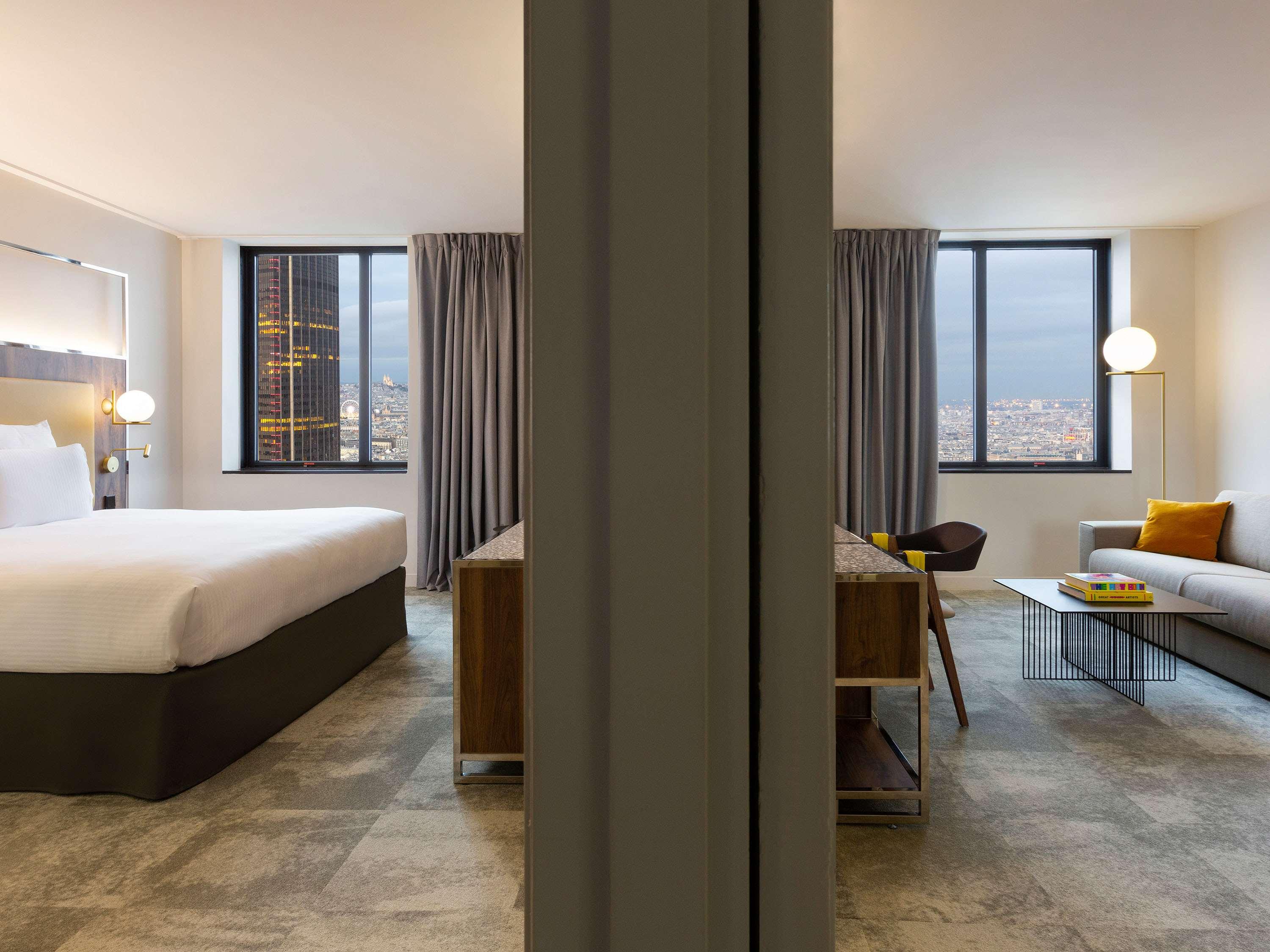 Suite Deluxe with Views