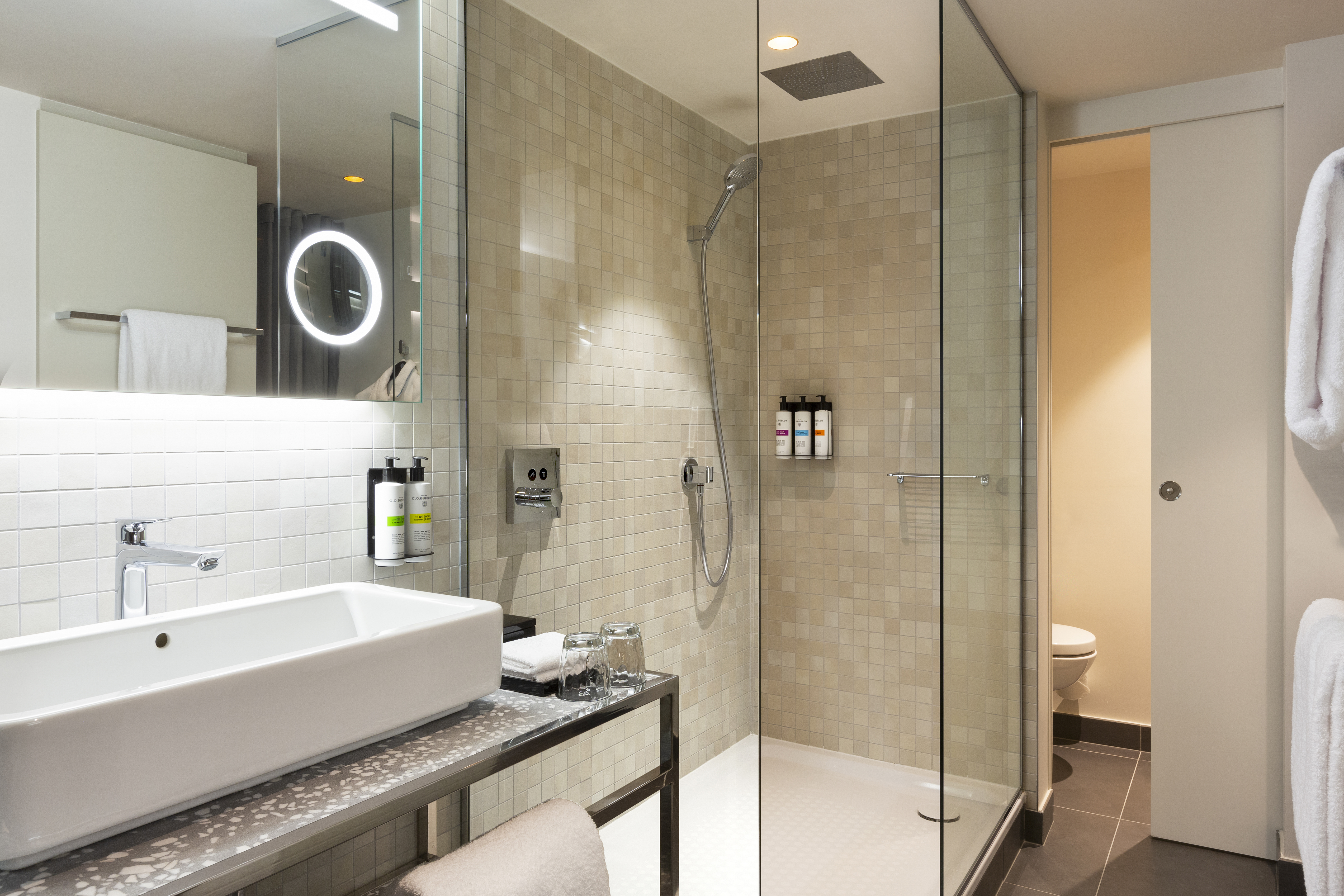 Double Deluxe Premium