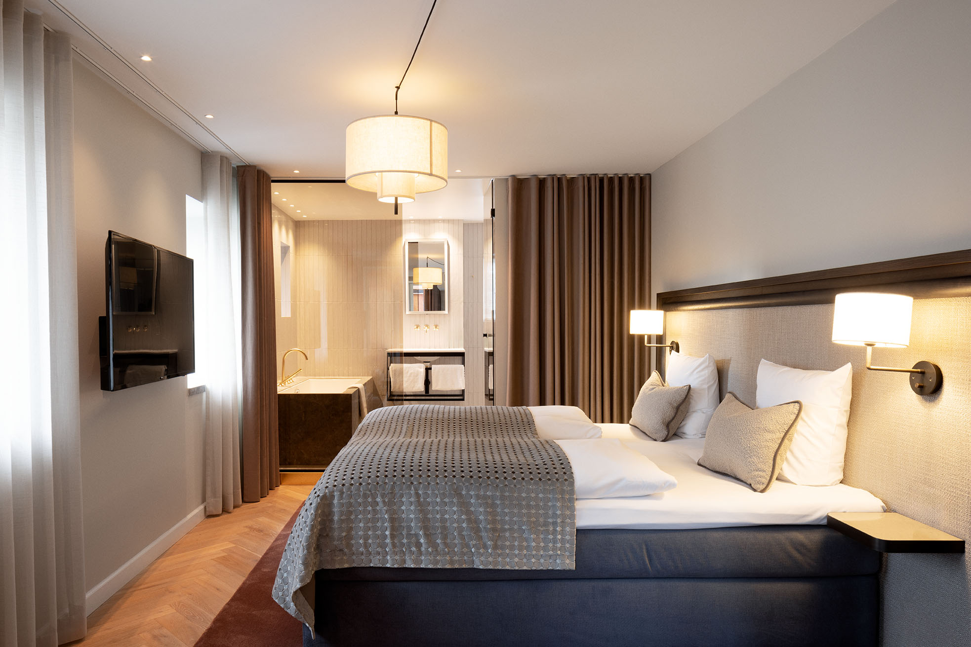 Double Deluxe Superior