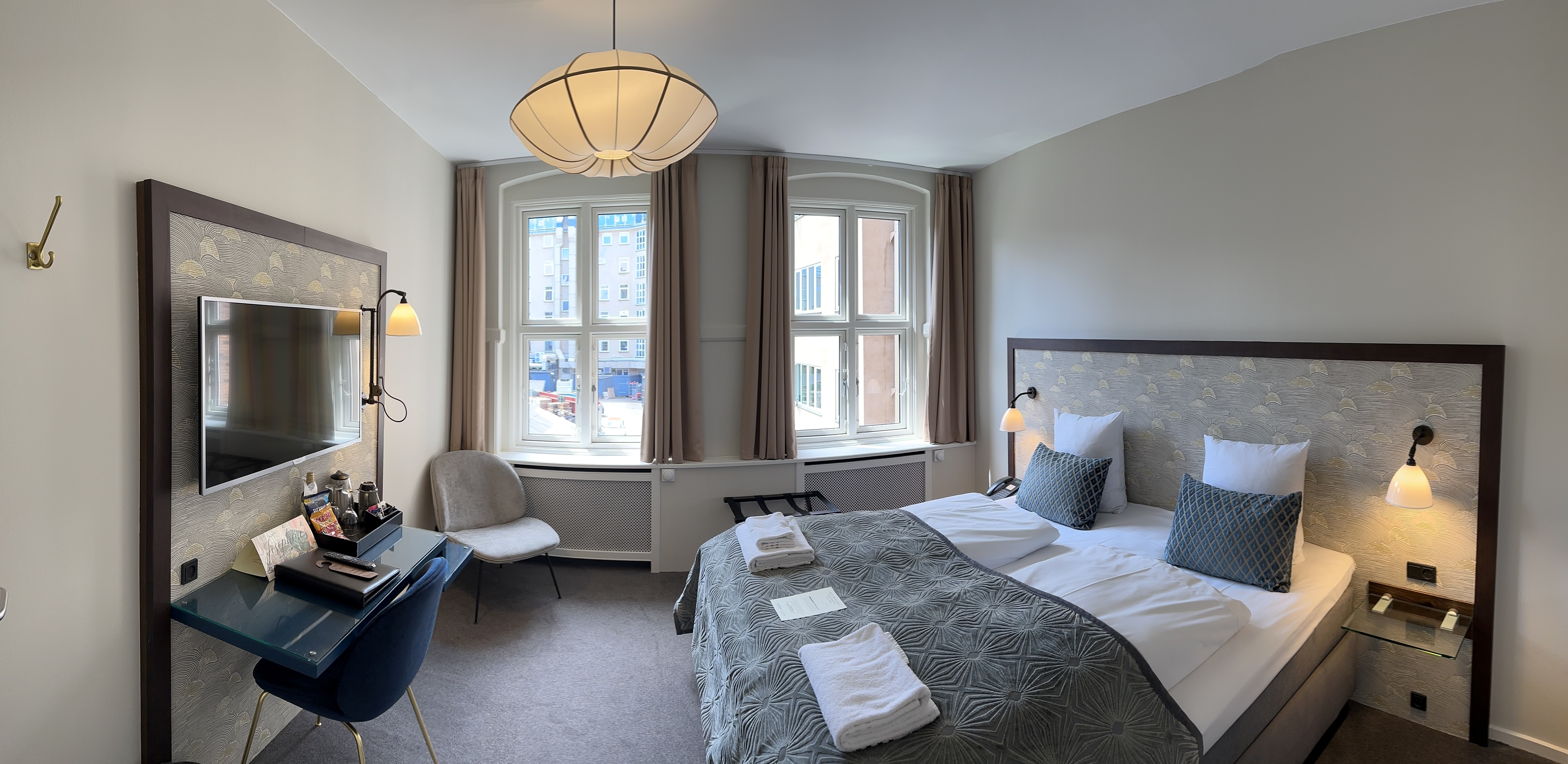 Double or Twin Standard