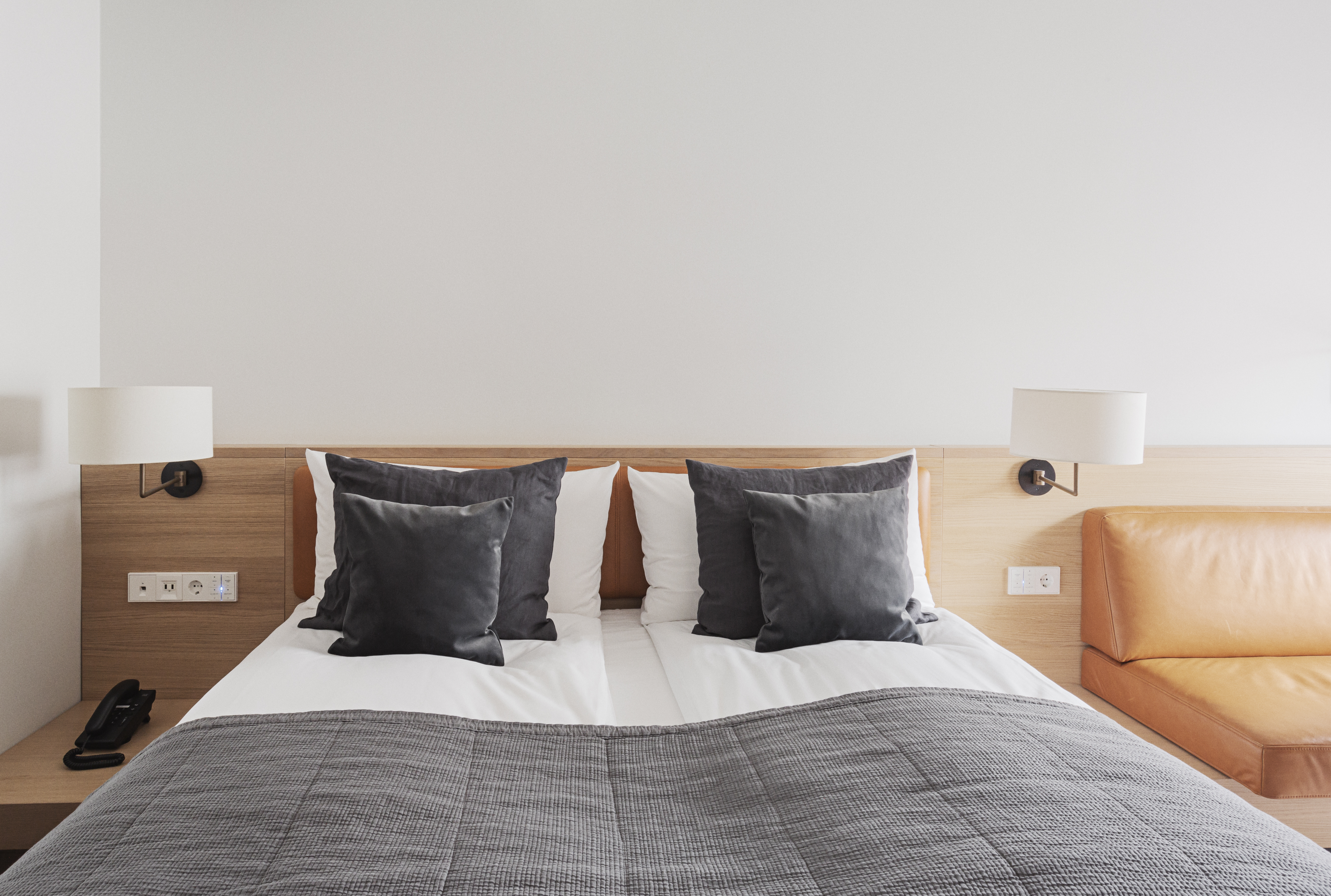 Double or Twin Standard