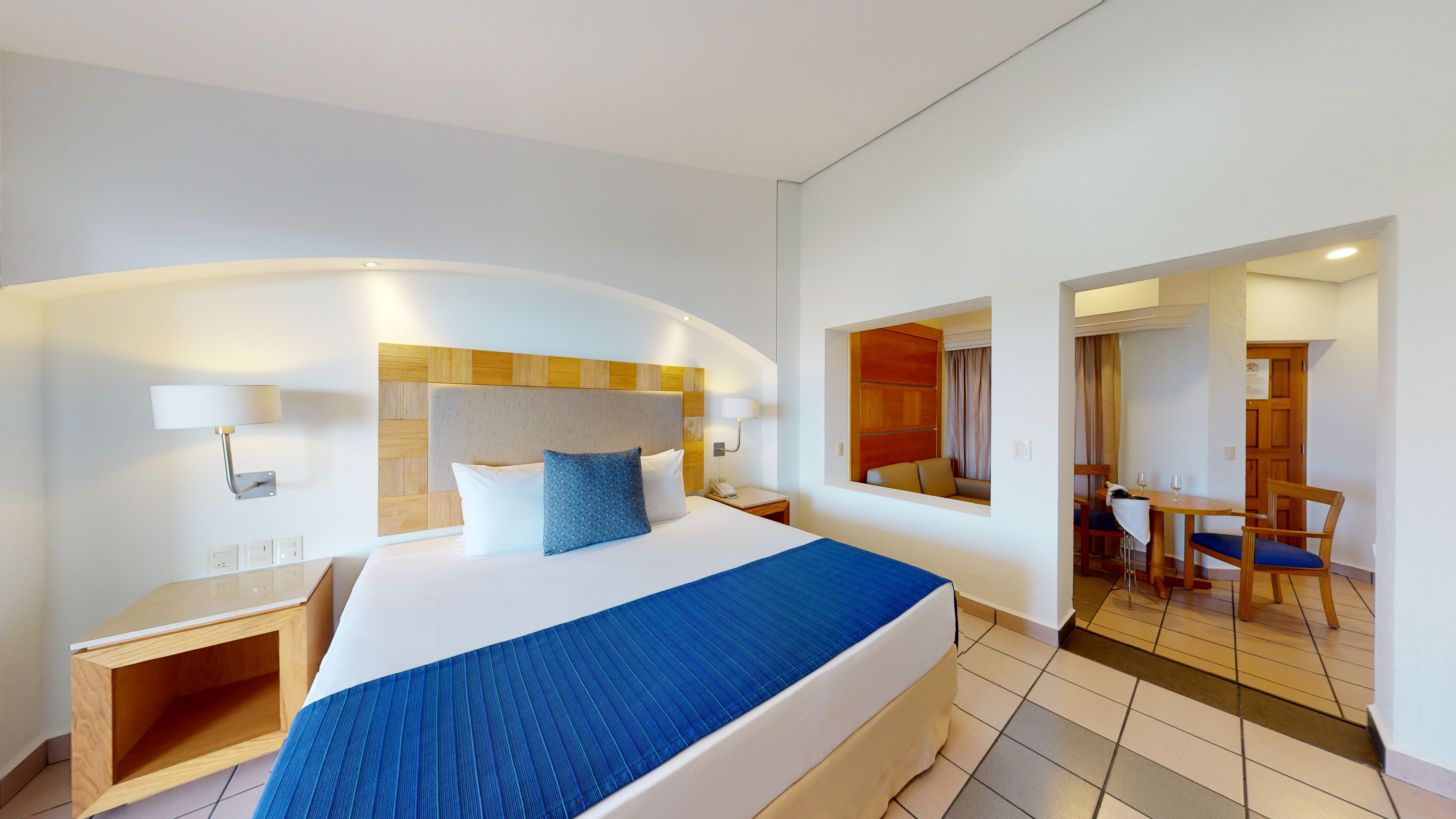 Double Partial Ocean View King Bed