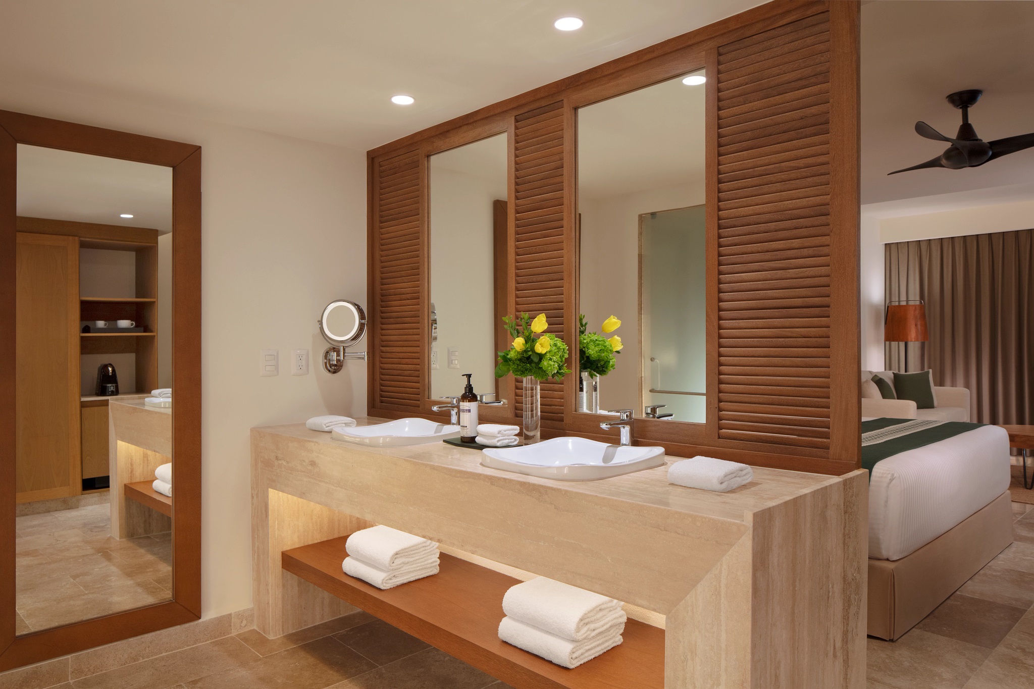 Junior Suite Ocean Front