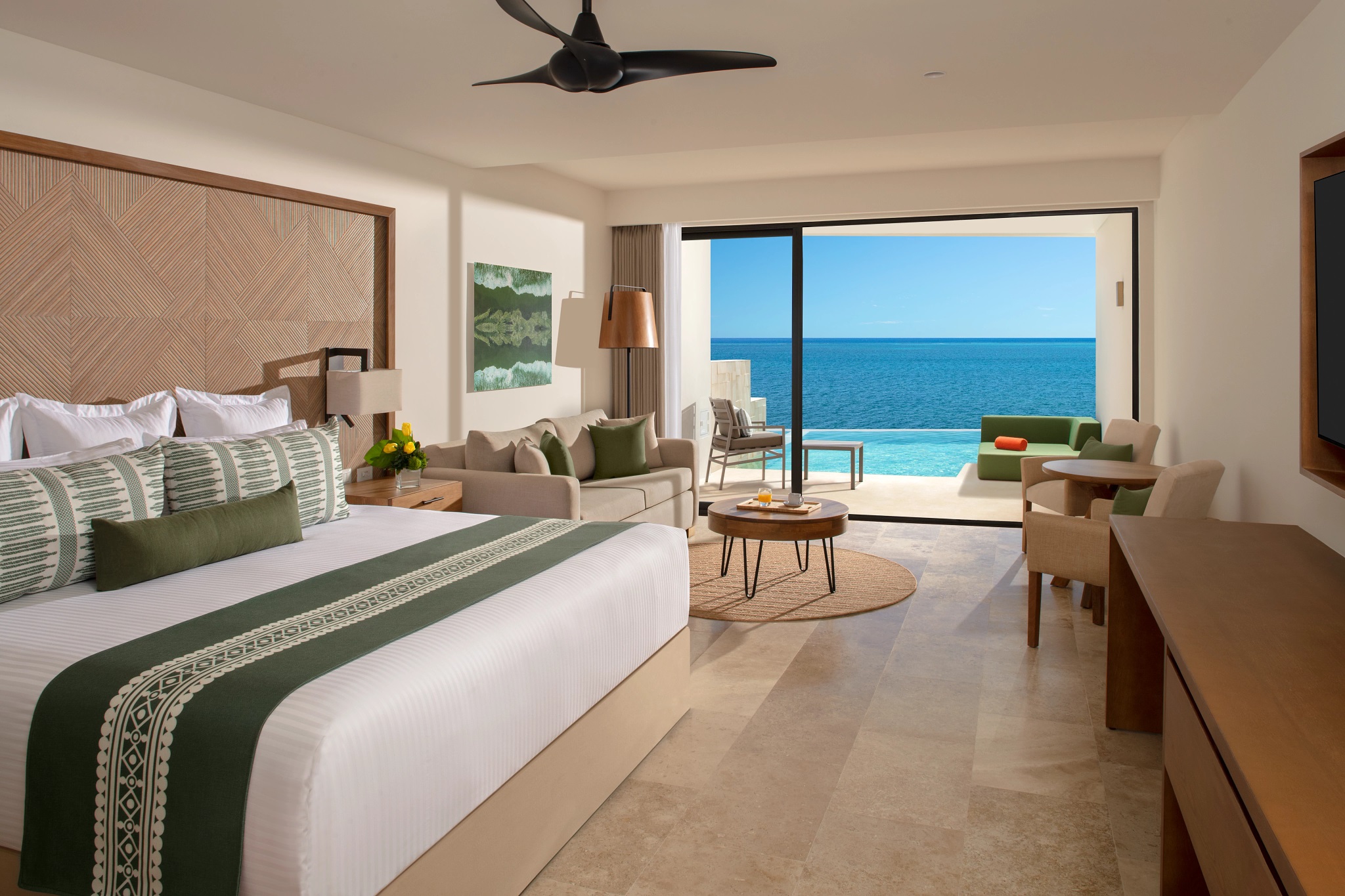 Junior Suite Ocean Front