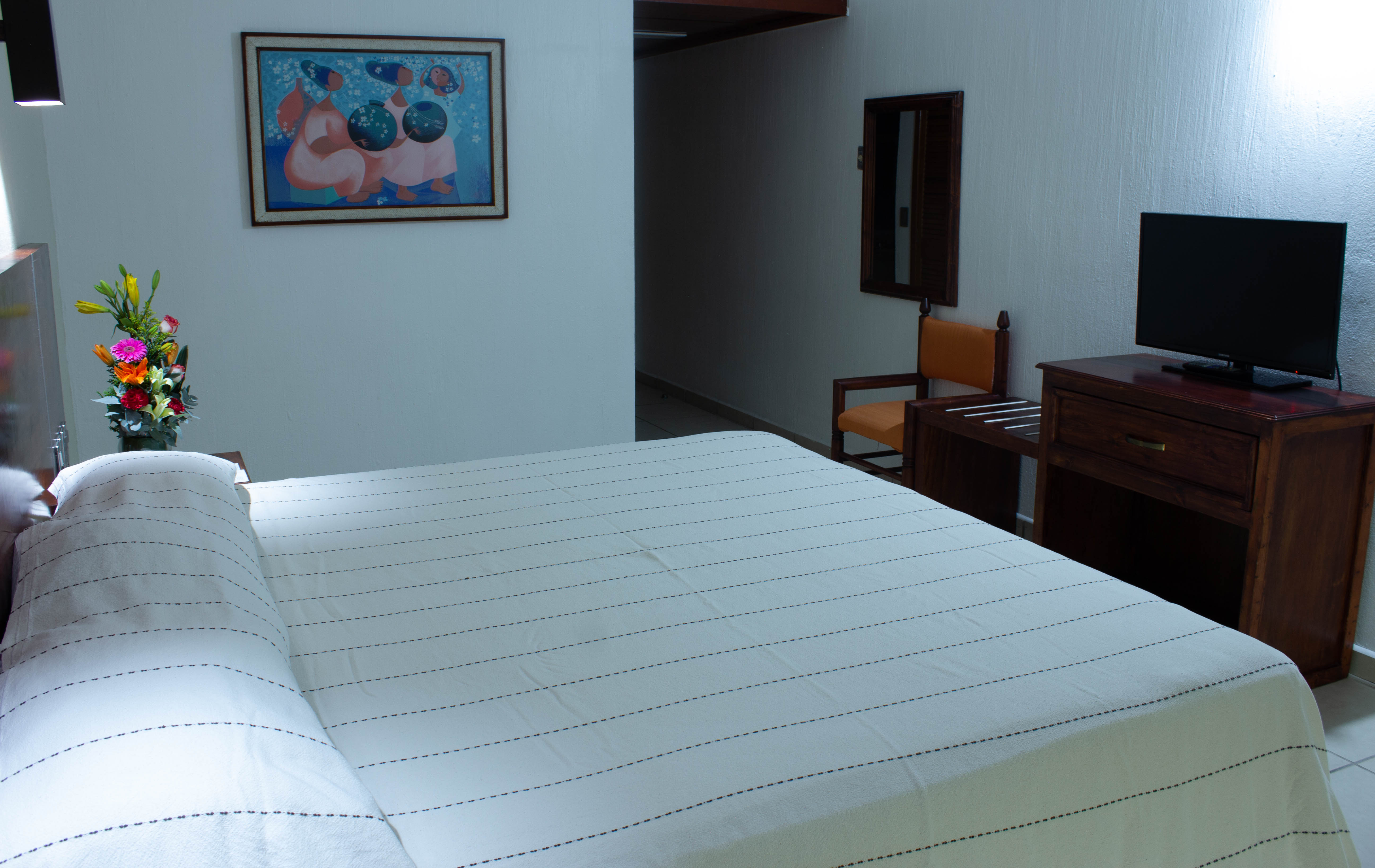 Double Queen Size Bed