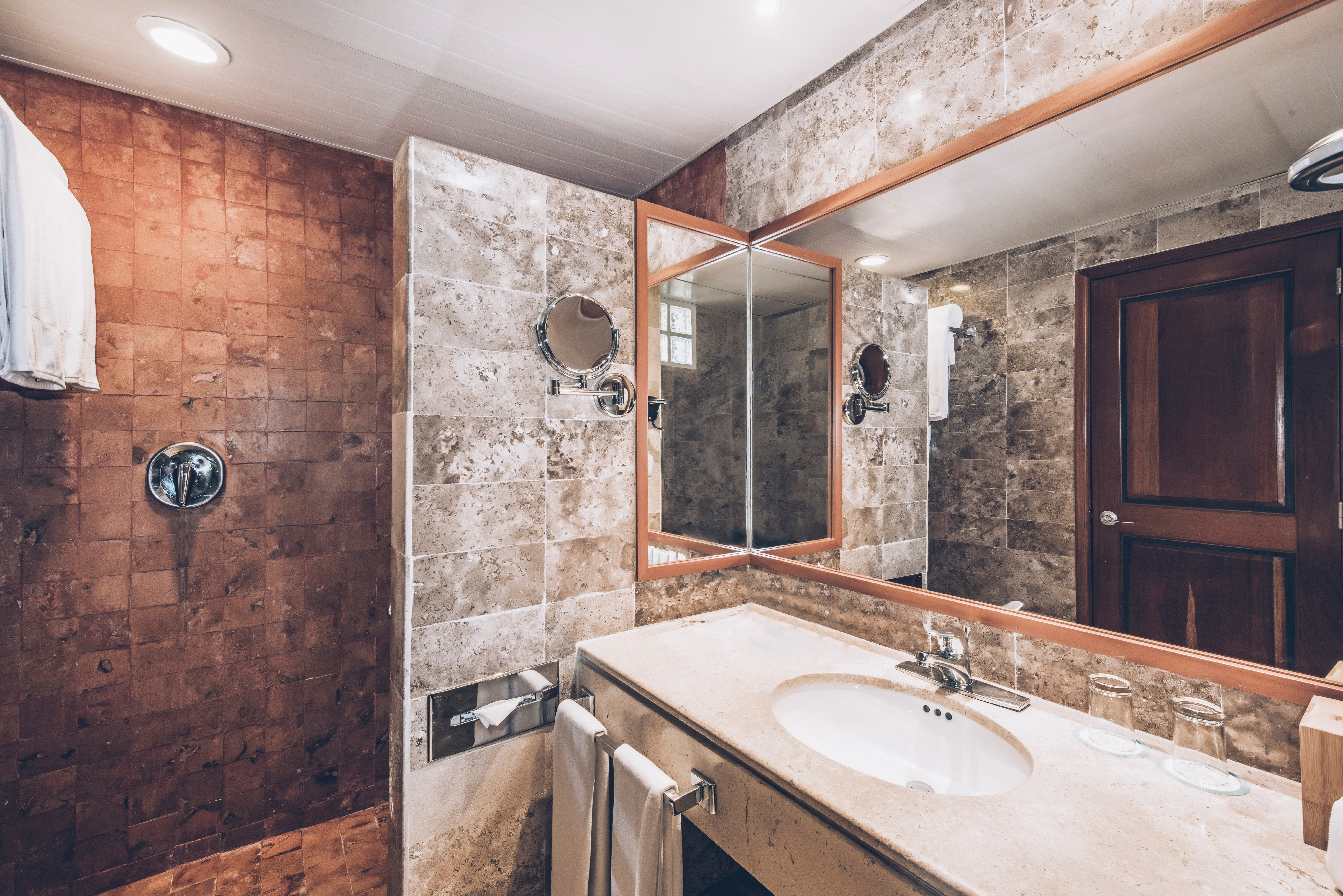 Junior Suite Capacity 1