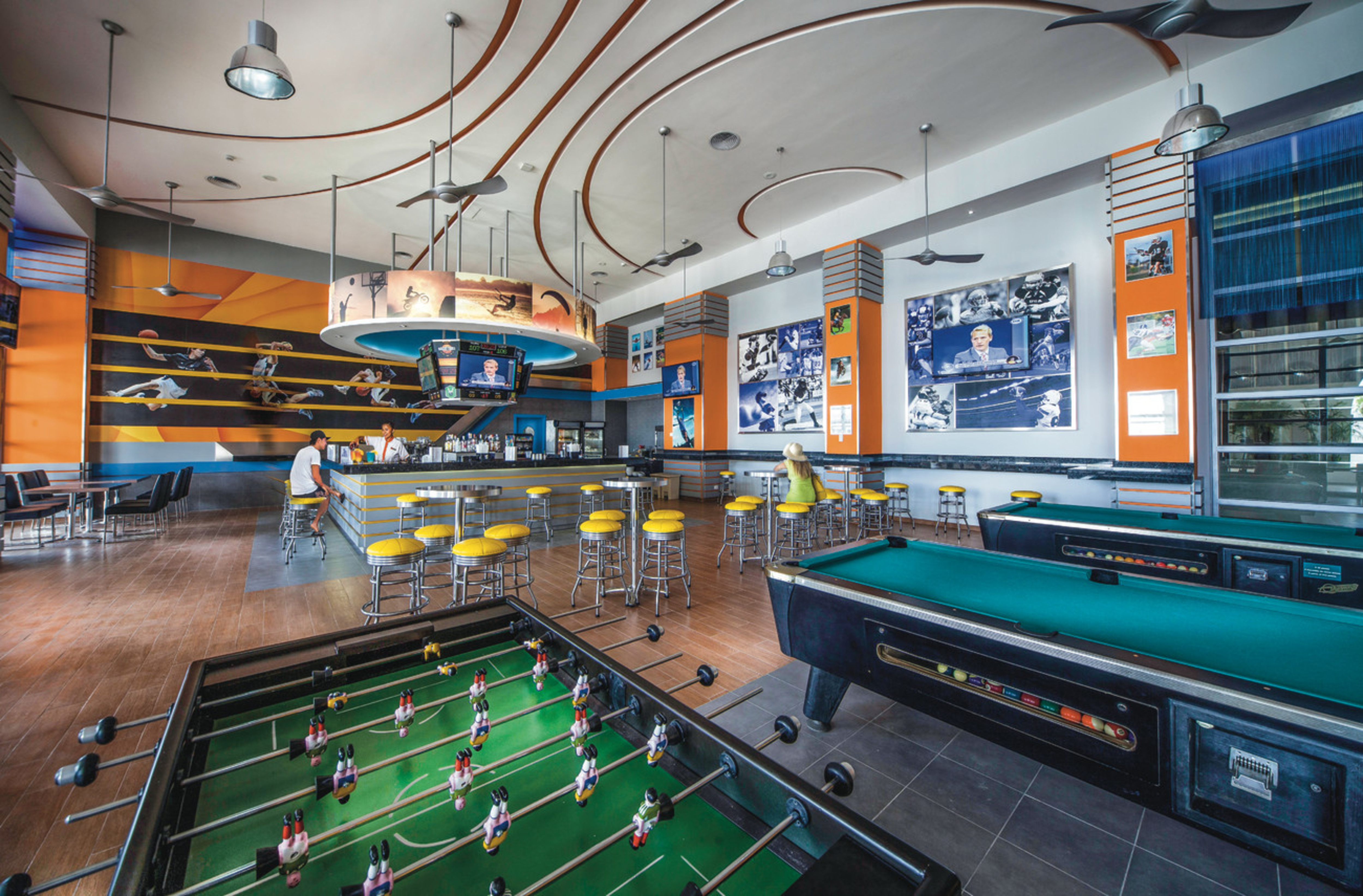 Bar