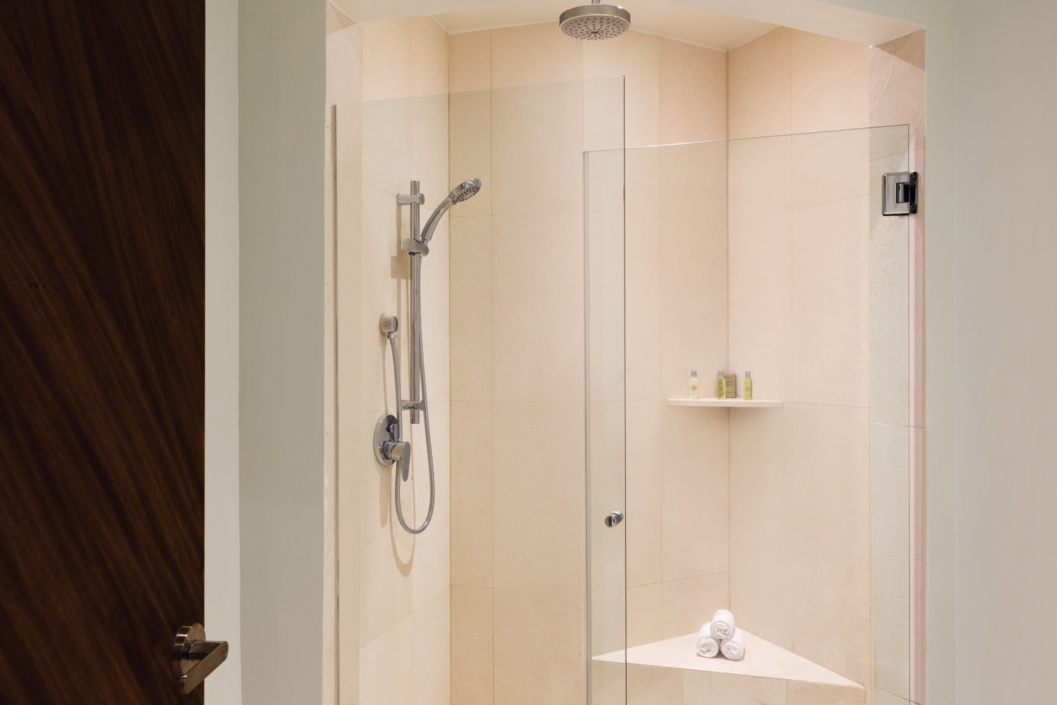 Junior Suite King Size Bed