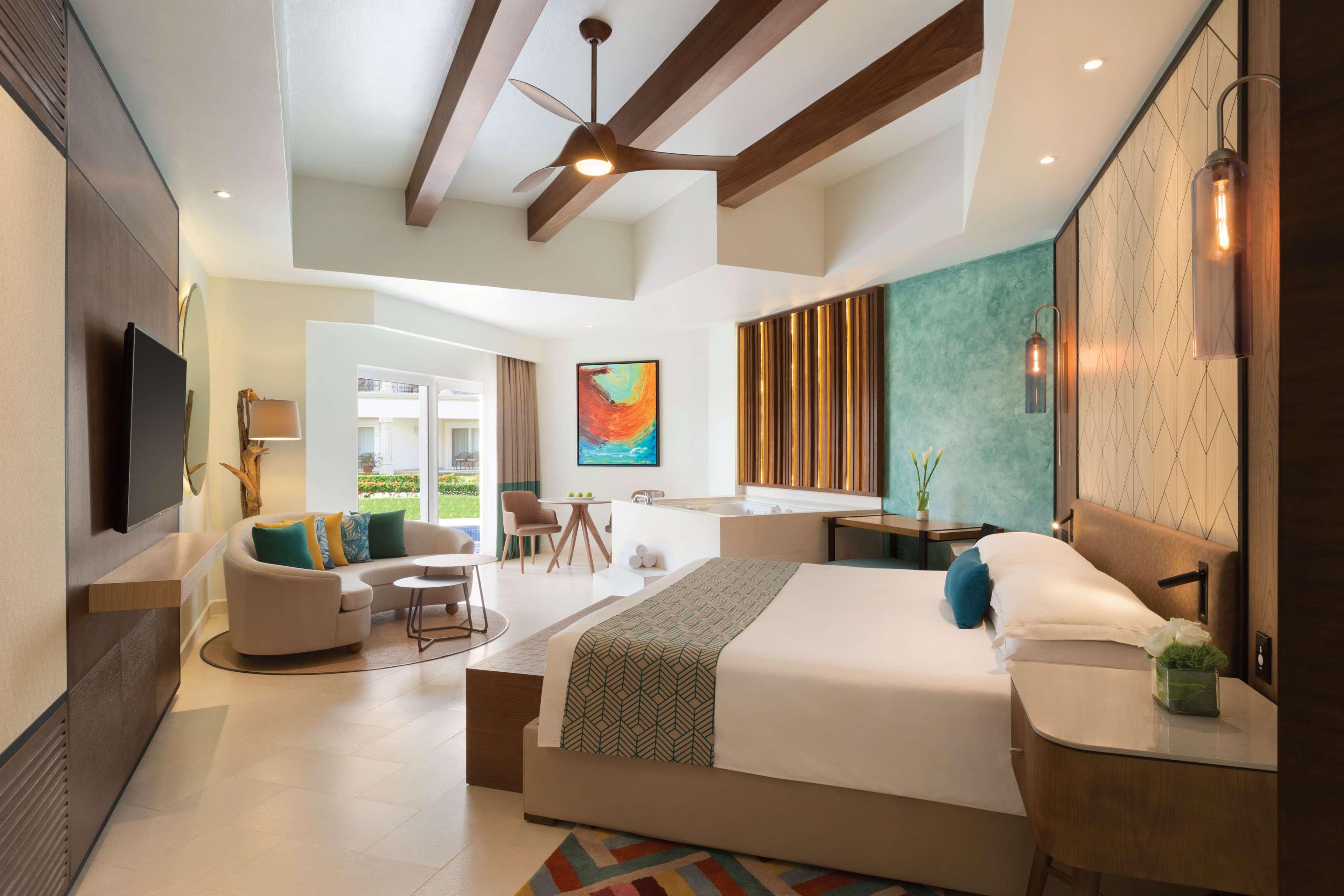 Junior Suite King Size Bed