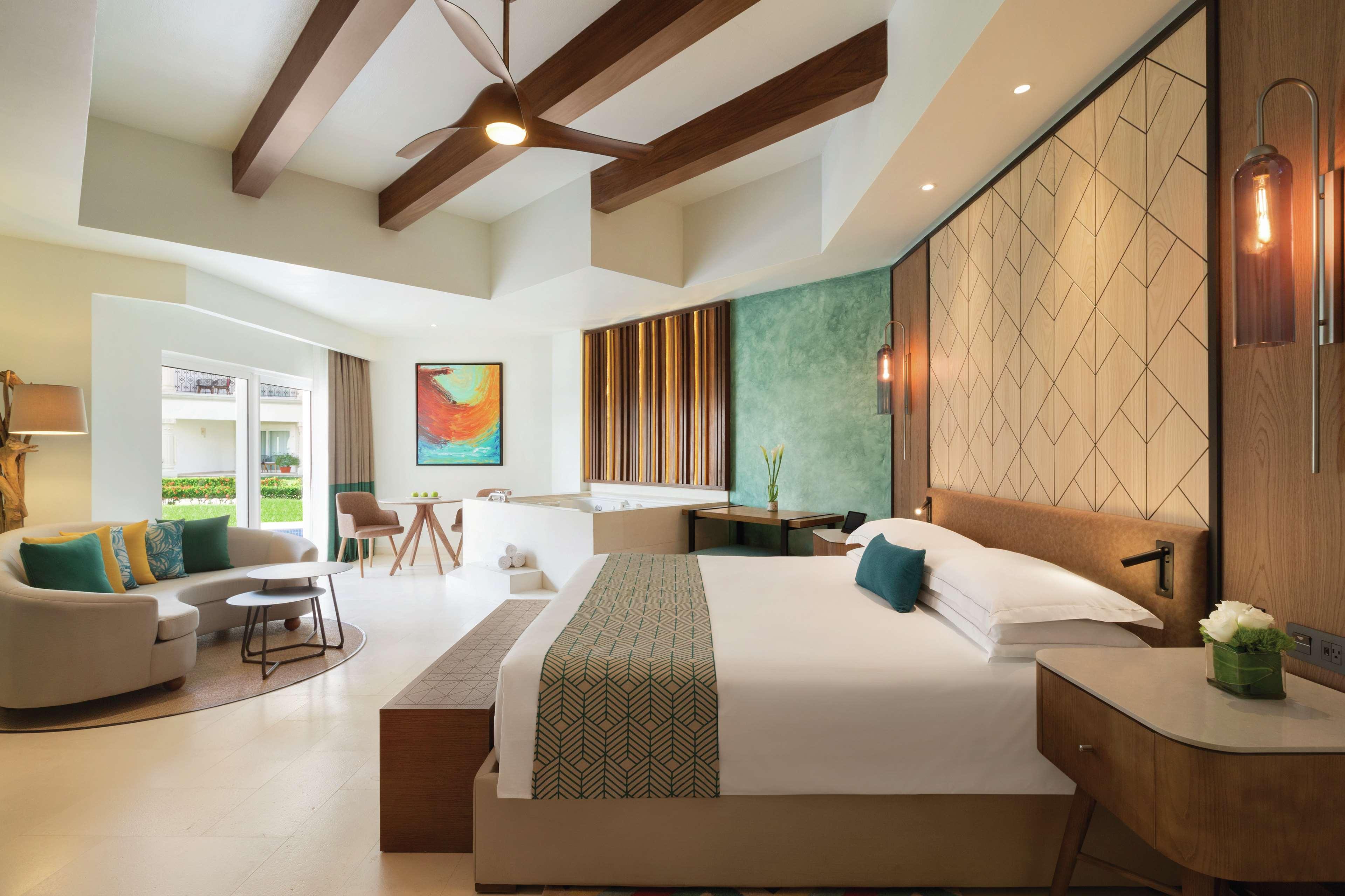 Junior Suite King Size Bed