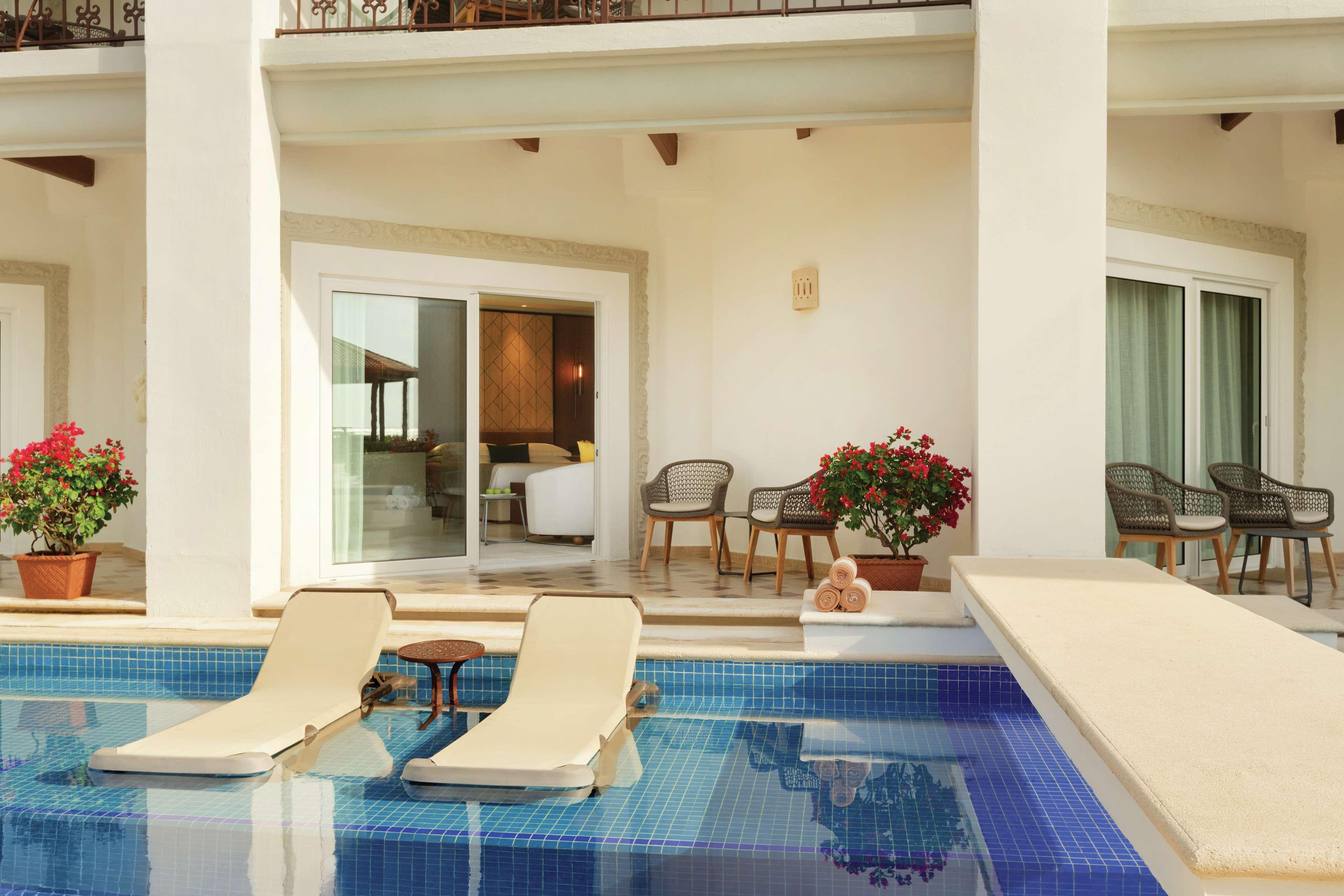 Junior Suite King Size Bed