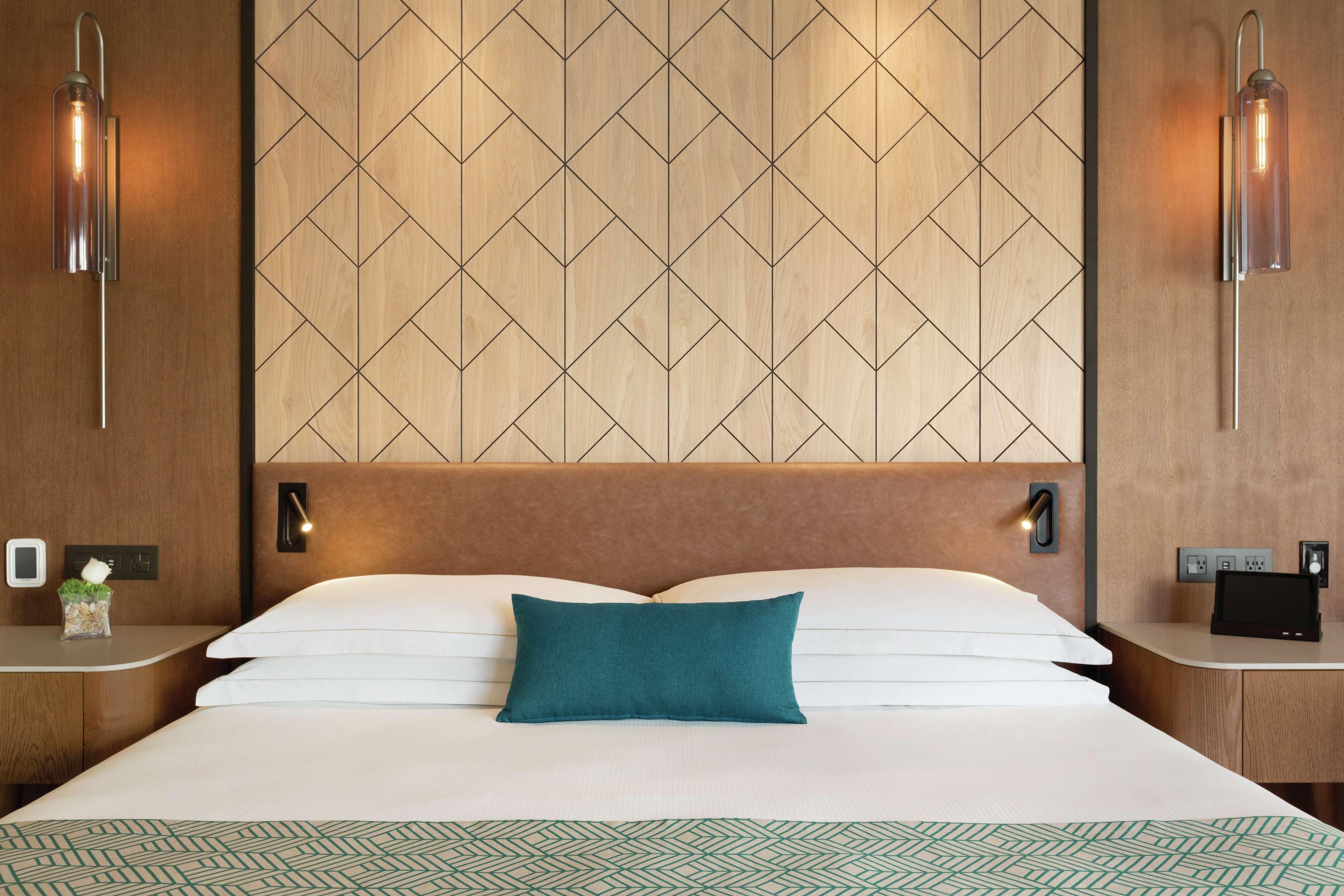 Junior Suite King Size Bed