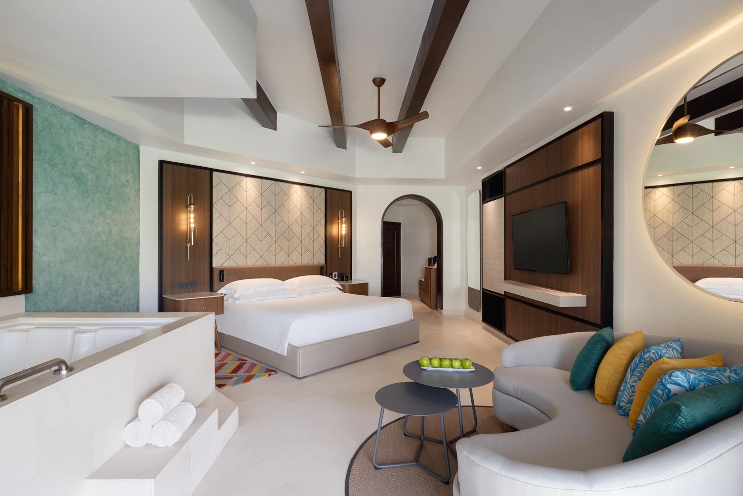 Junior Suite Accessible with Views