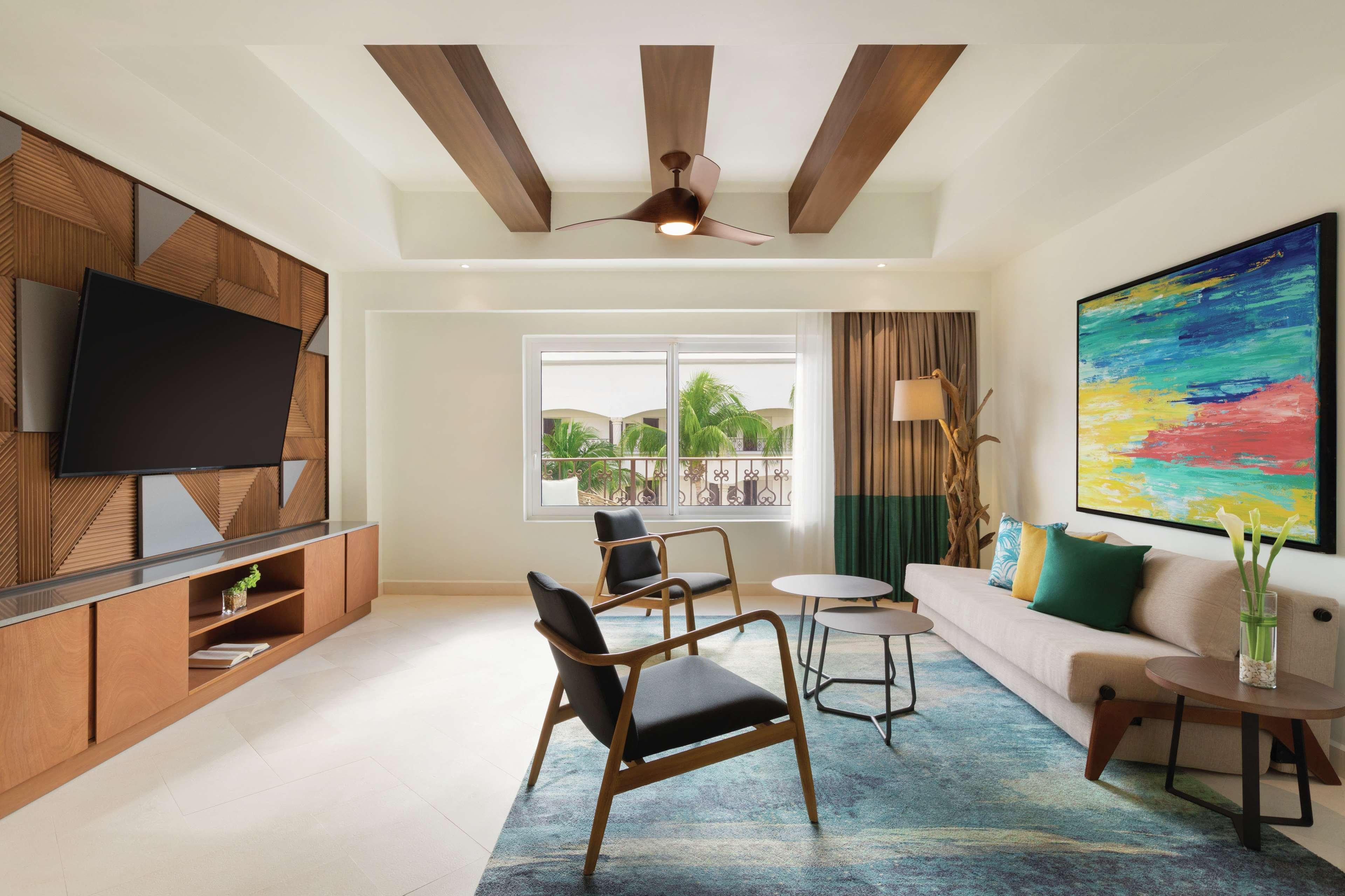 Suite King Bed One Bedroom 