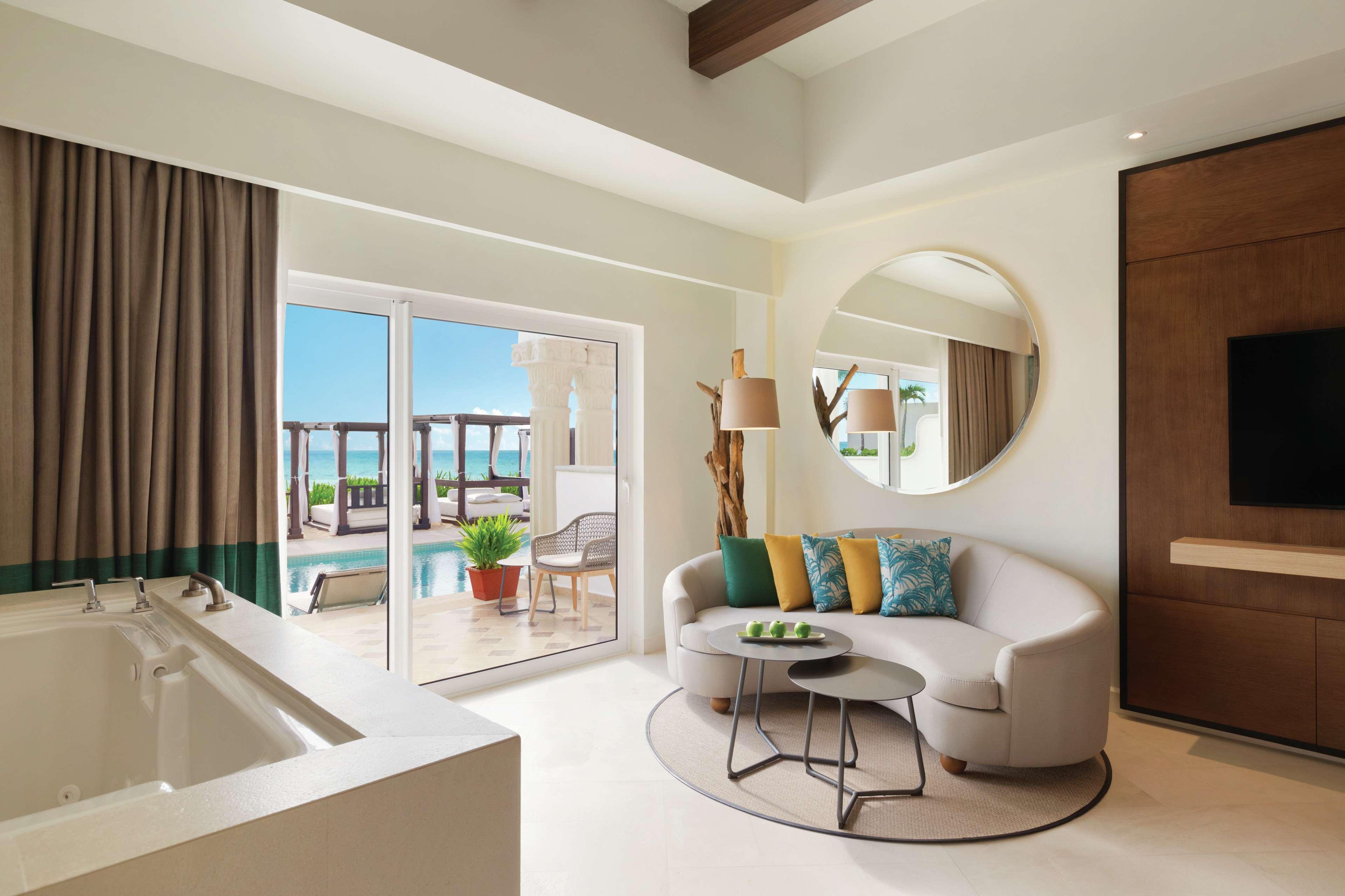 Junior Suite Ocean Front