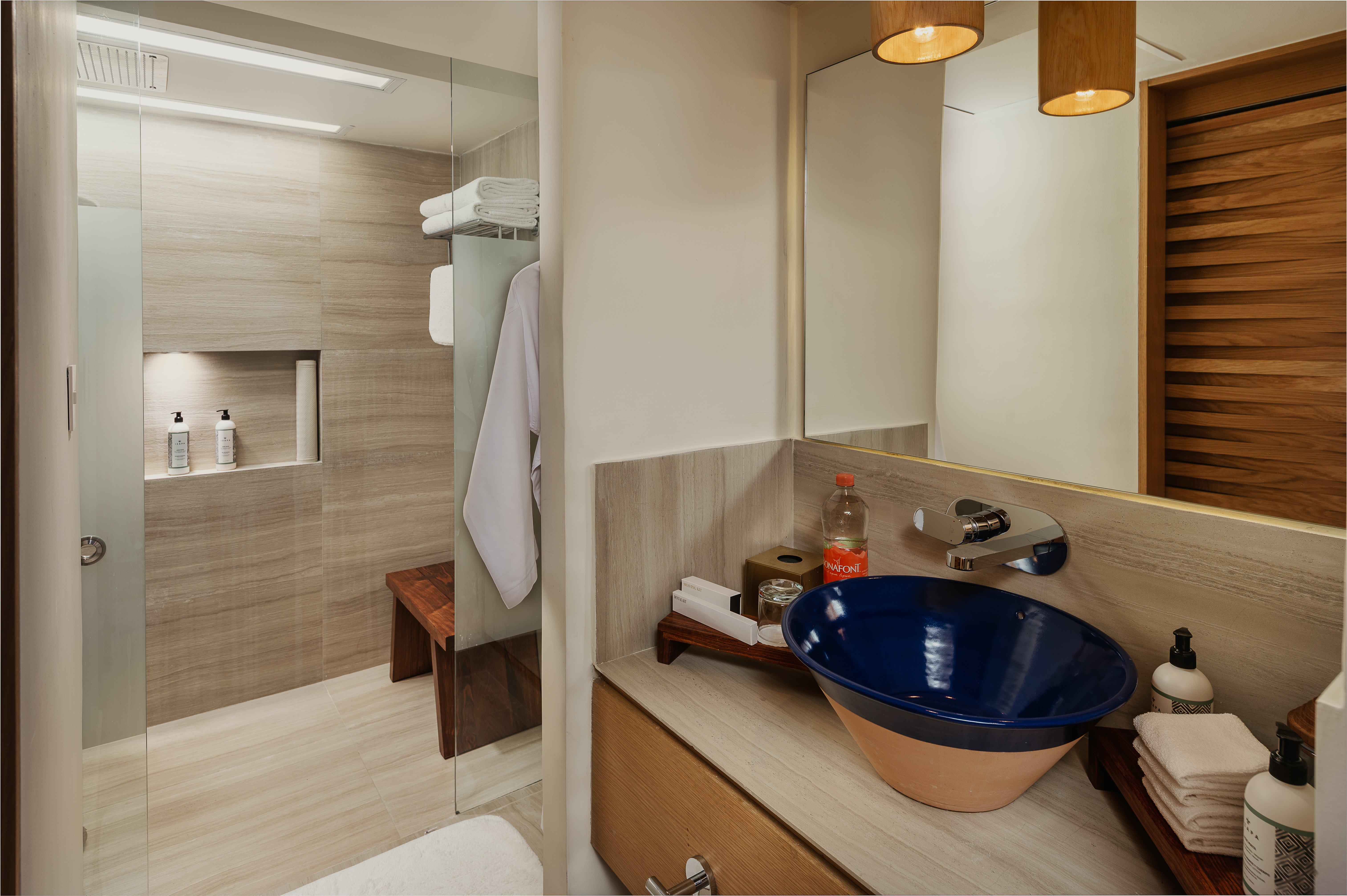 Double Classic Two Double Beds