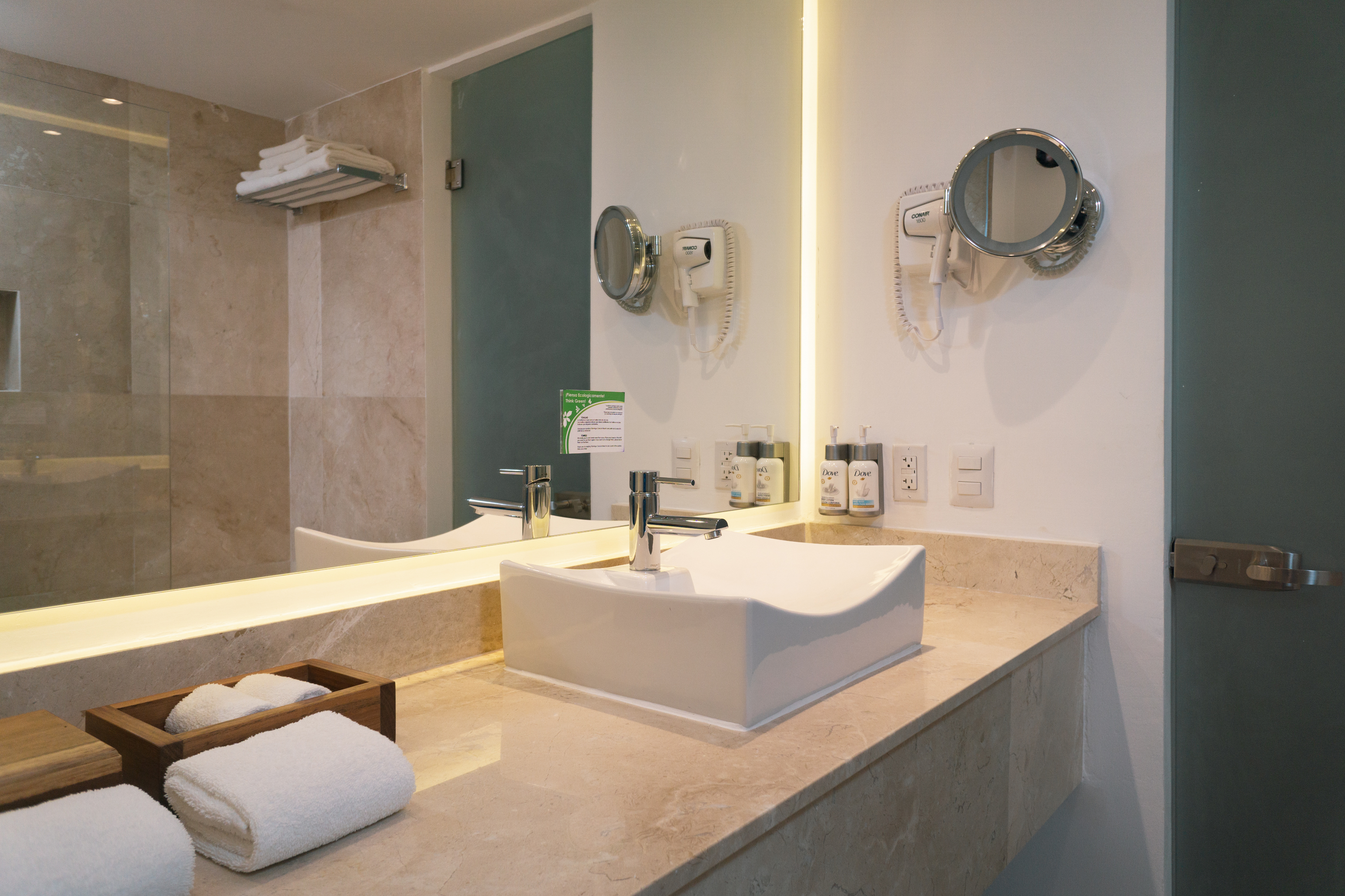 Single Superior Lagoon View