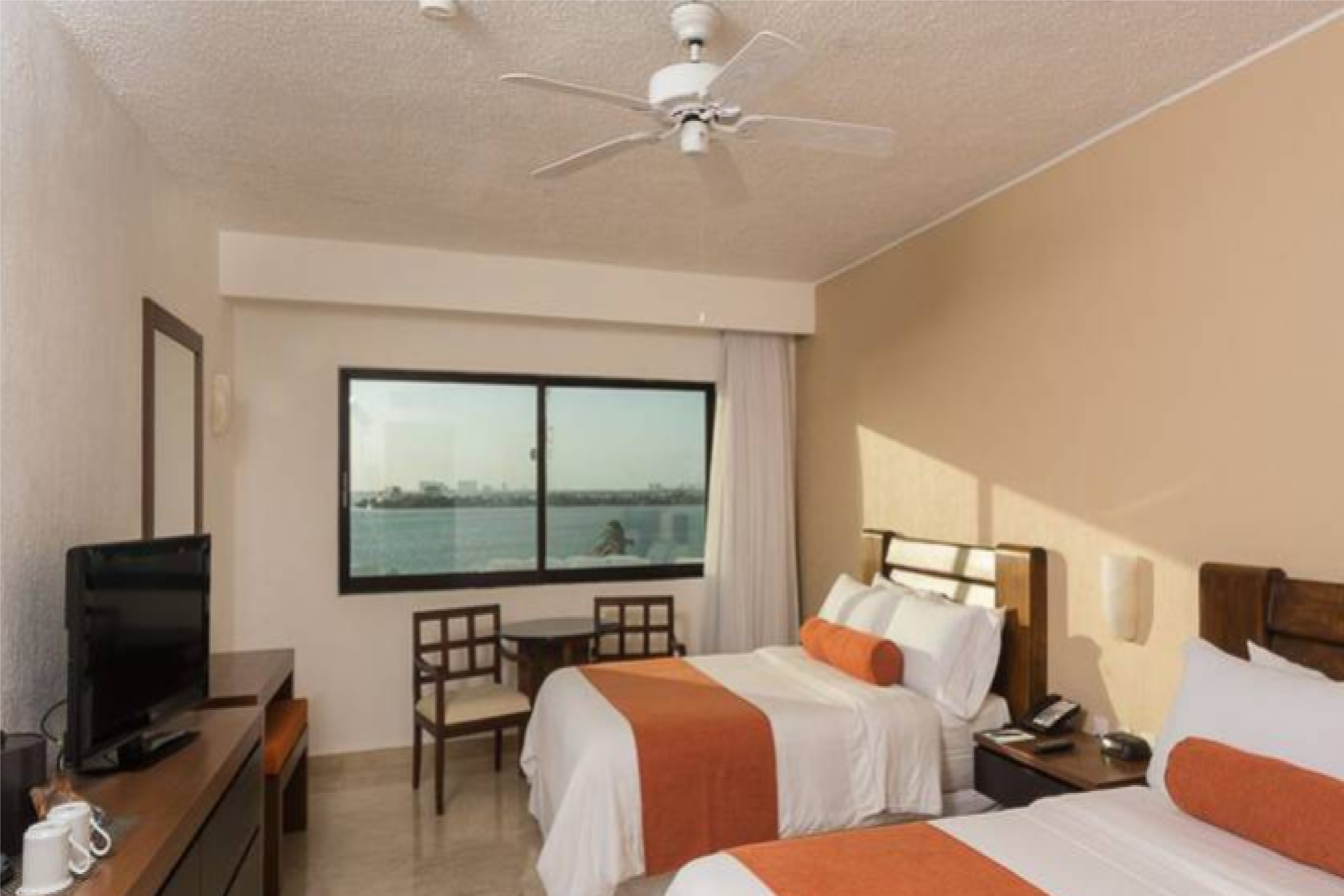 Single Deluxe Lagoon View