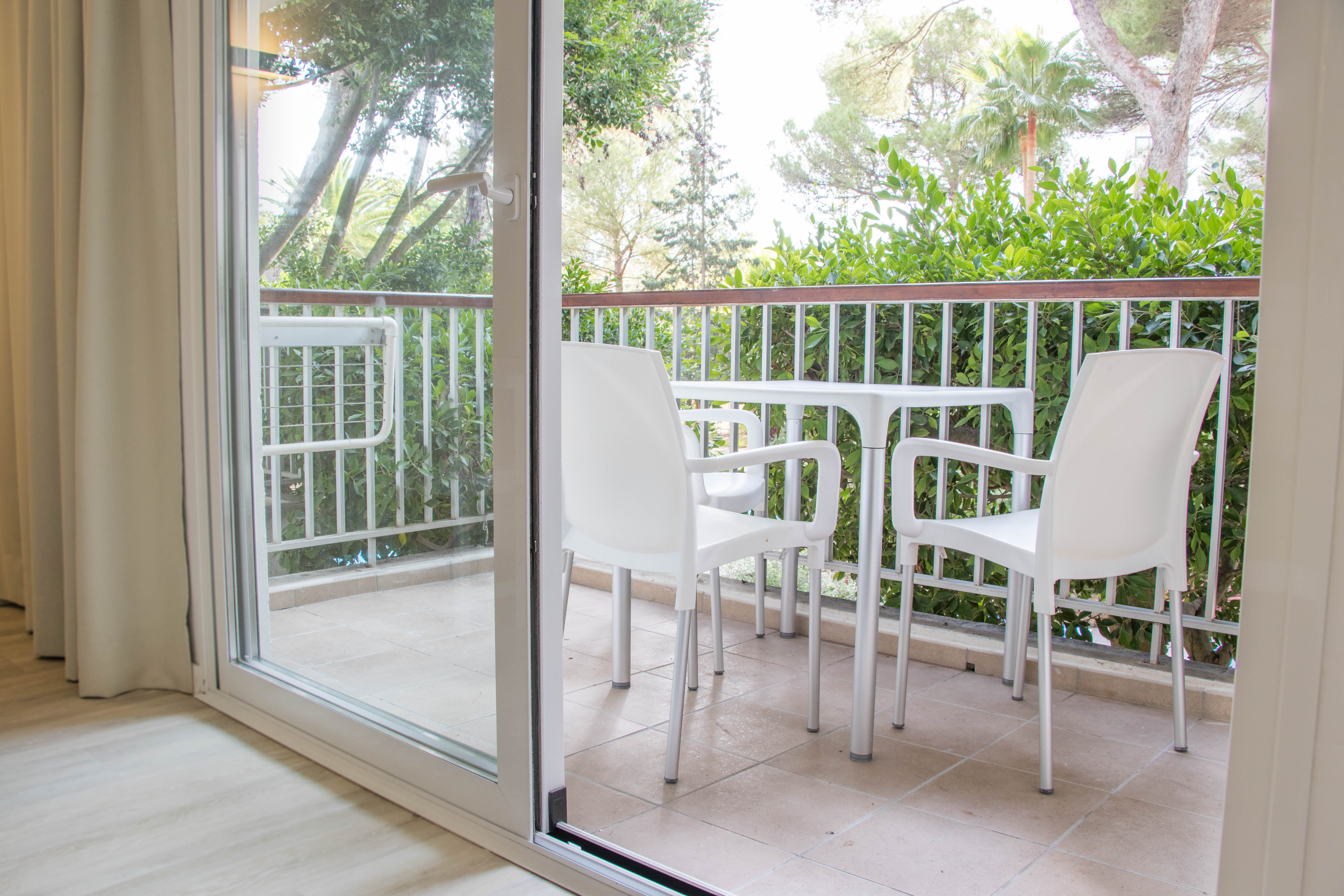 Apartment Garden View One Bedroom