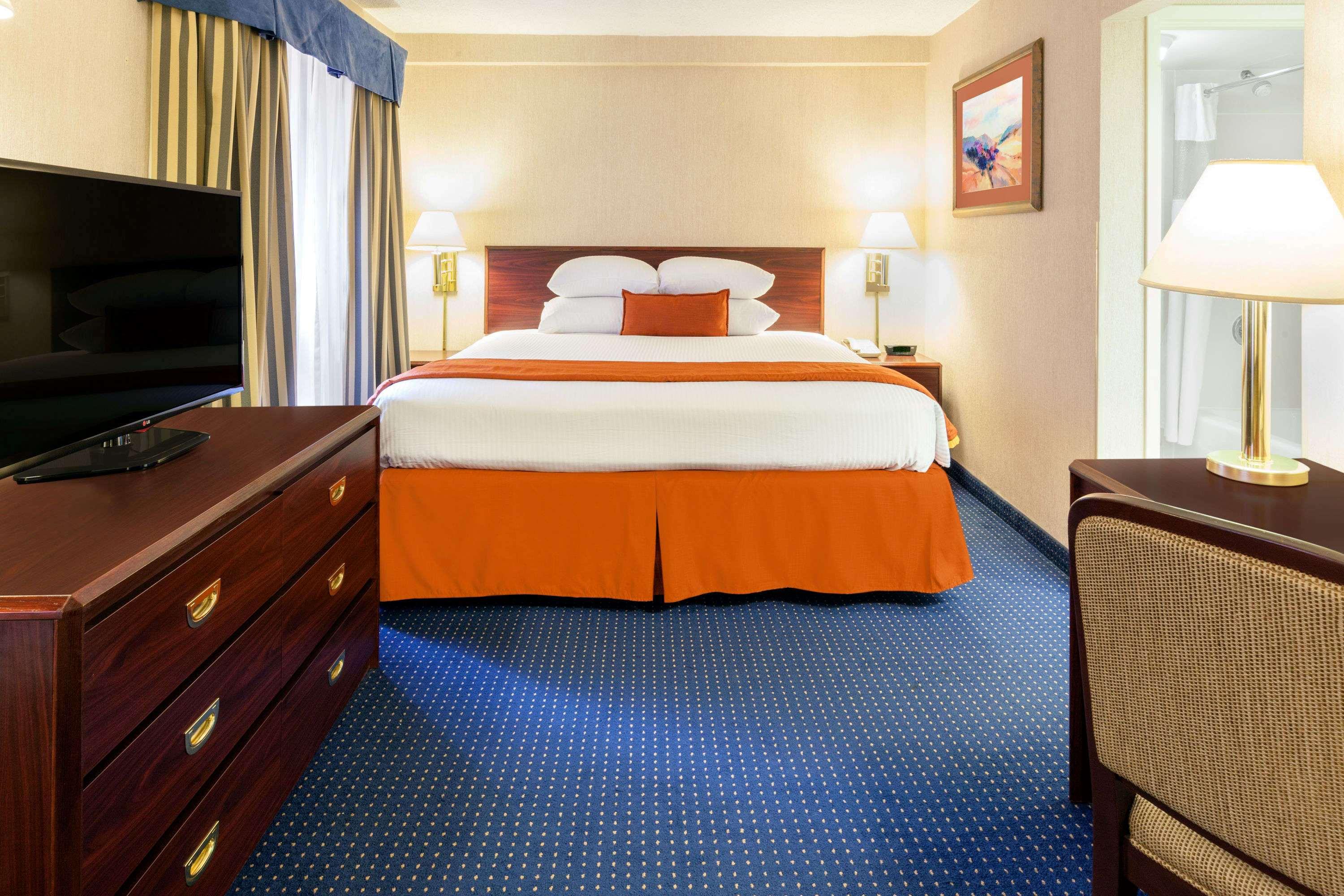 Junior Suite King Size Bed