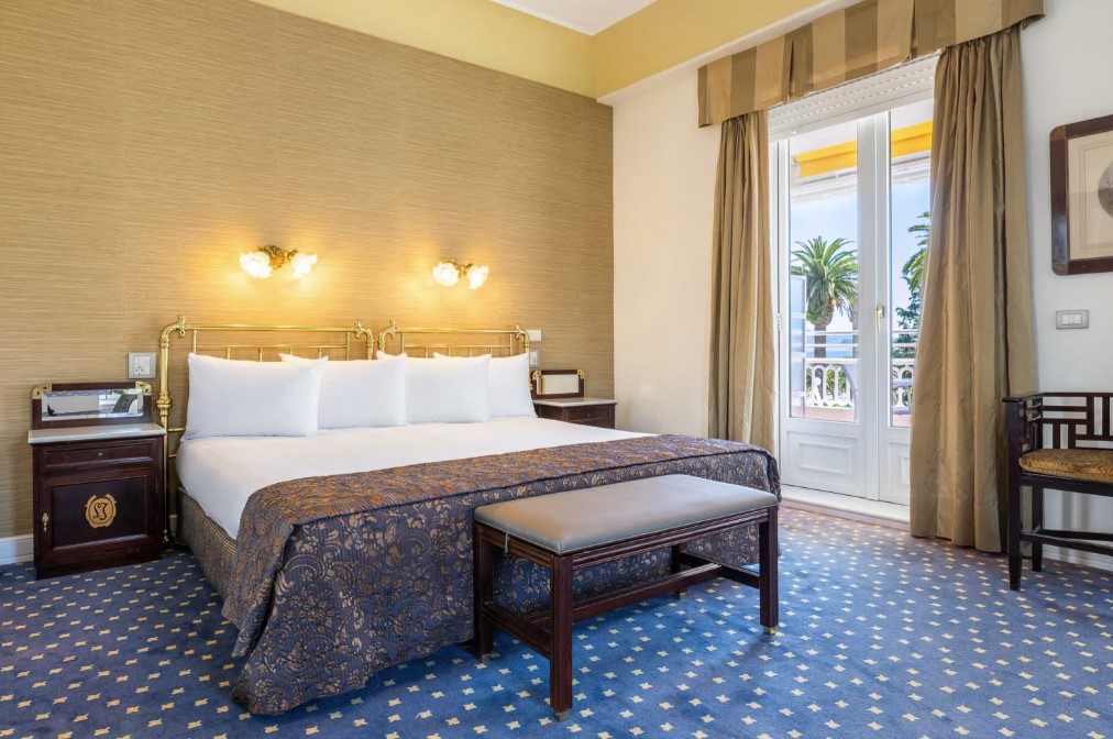 Double or Twin Superior