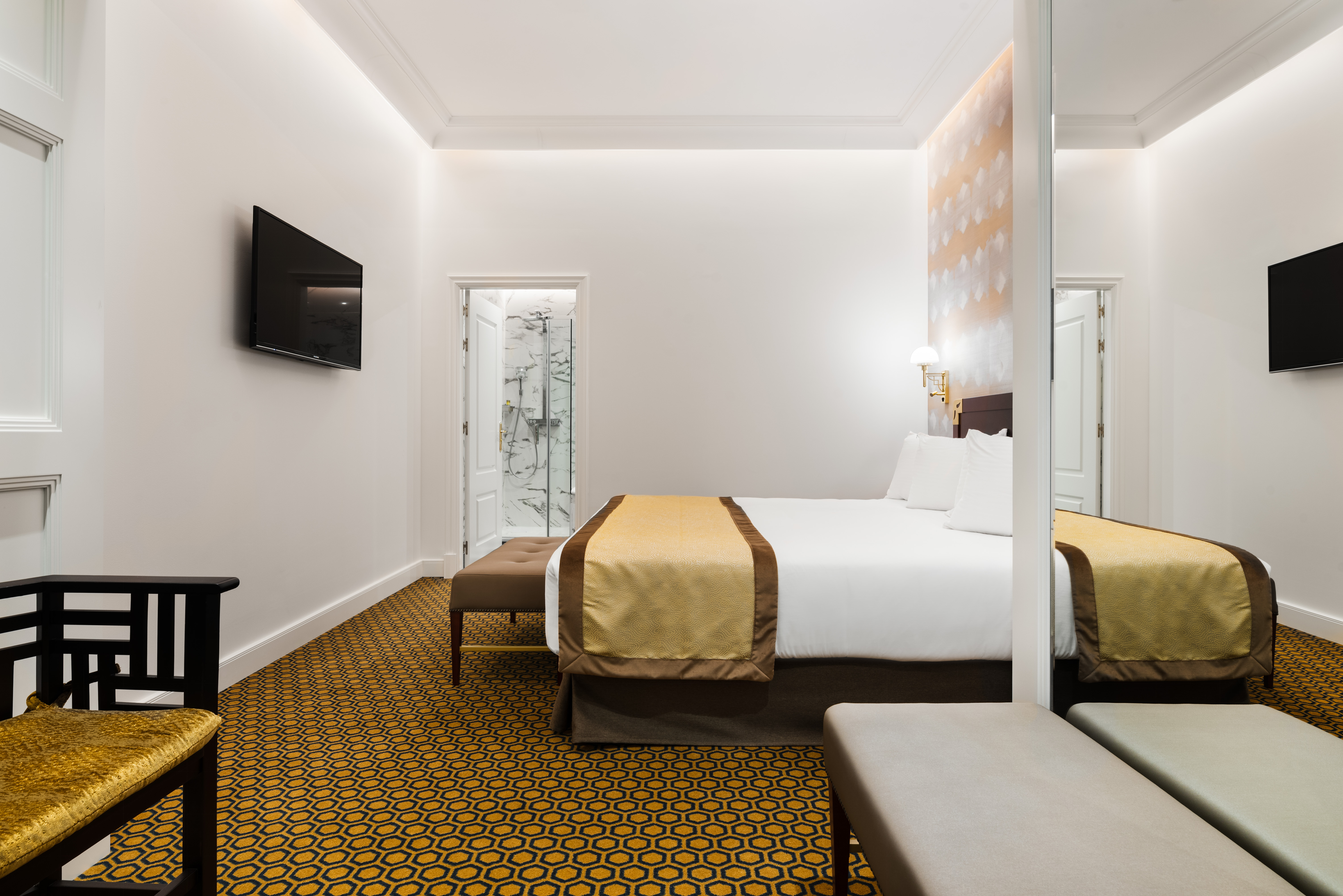 Double or Twin Standard