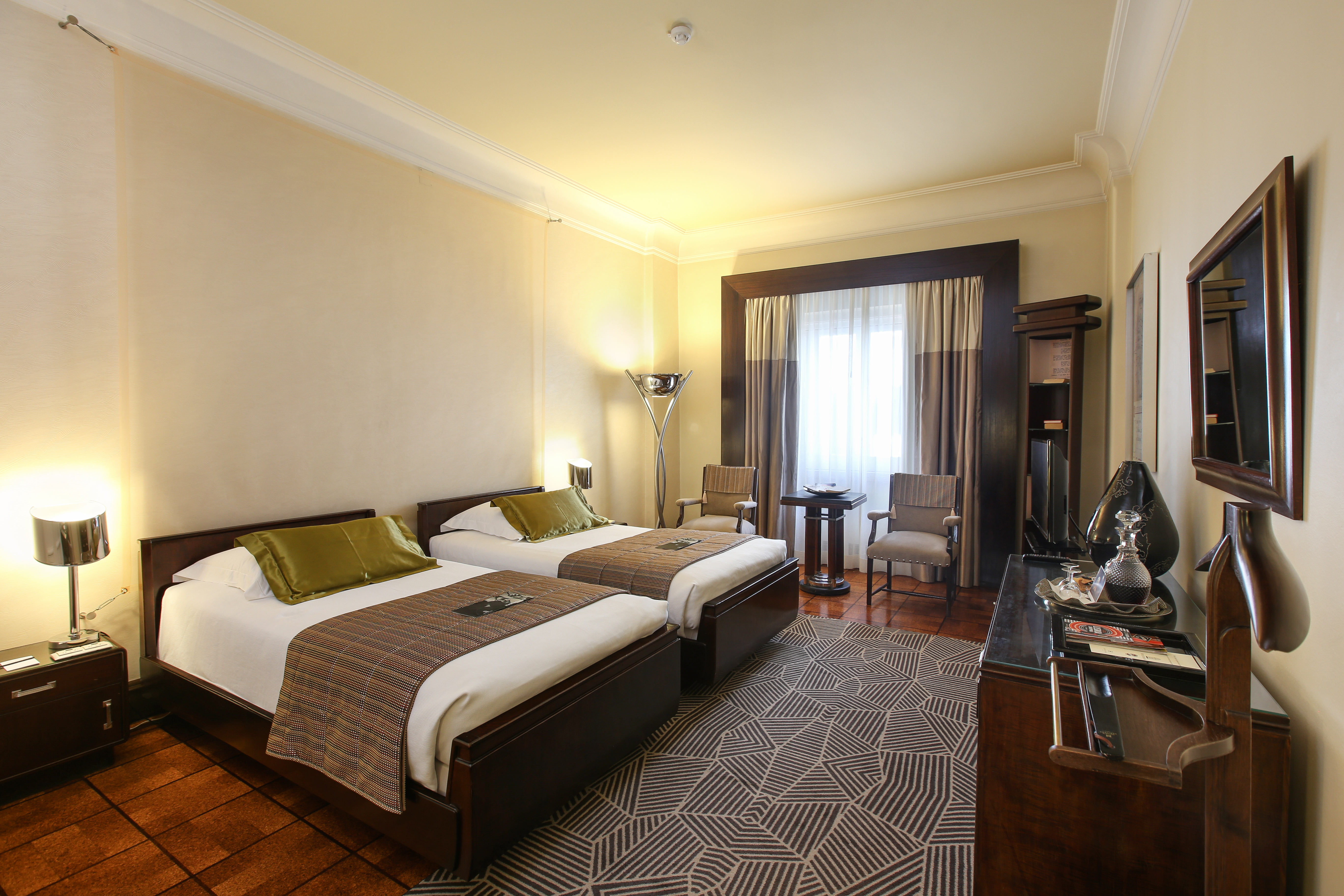 Double or Twin Standard