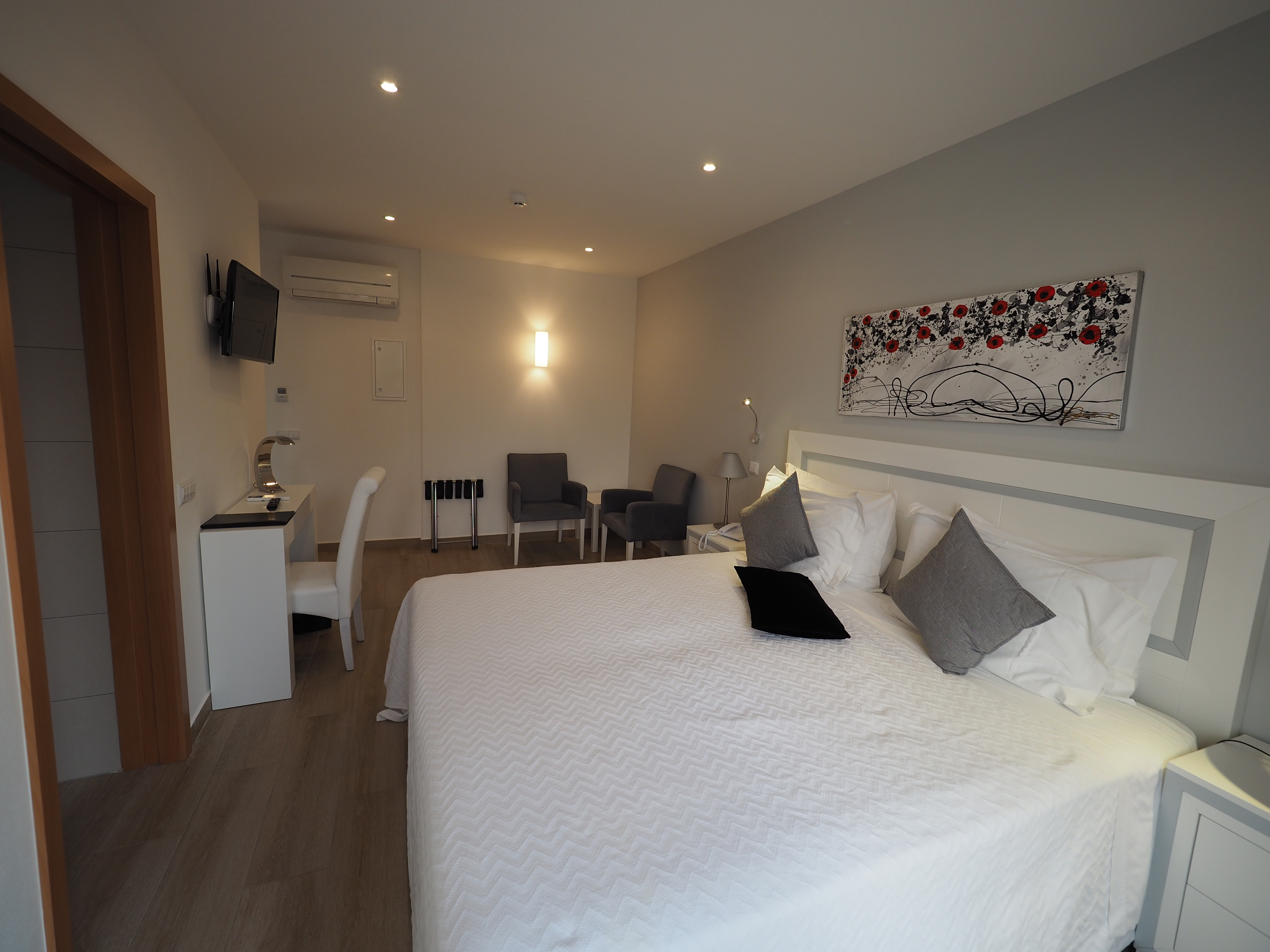 Double or Twin Superior