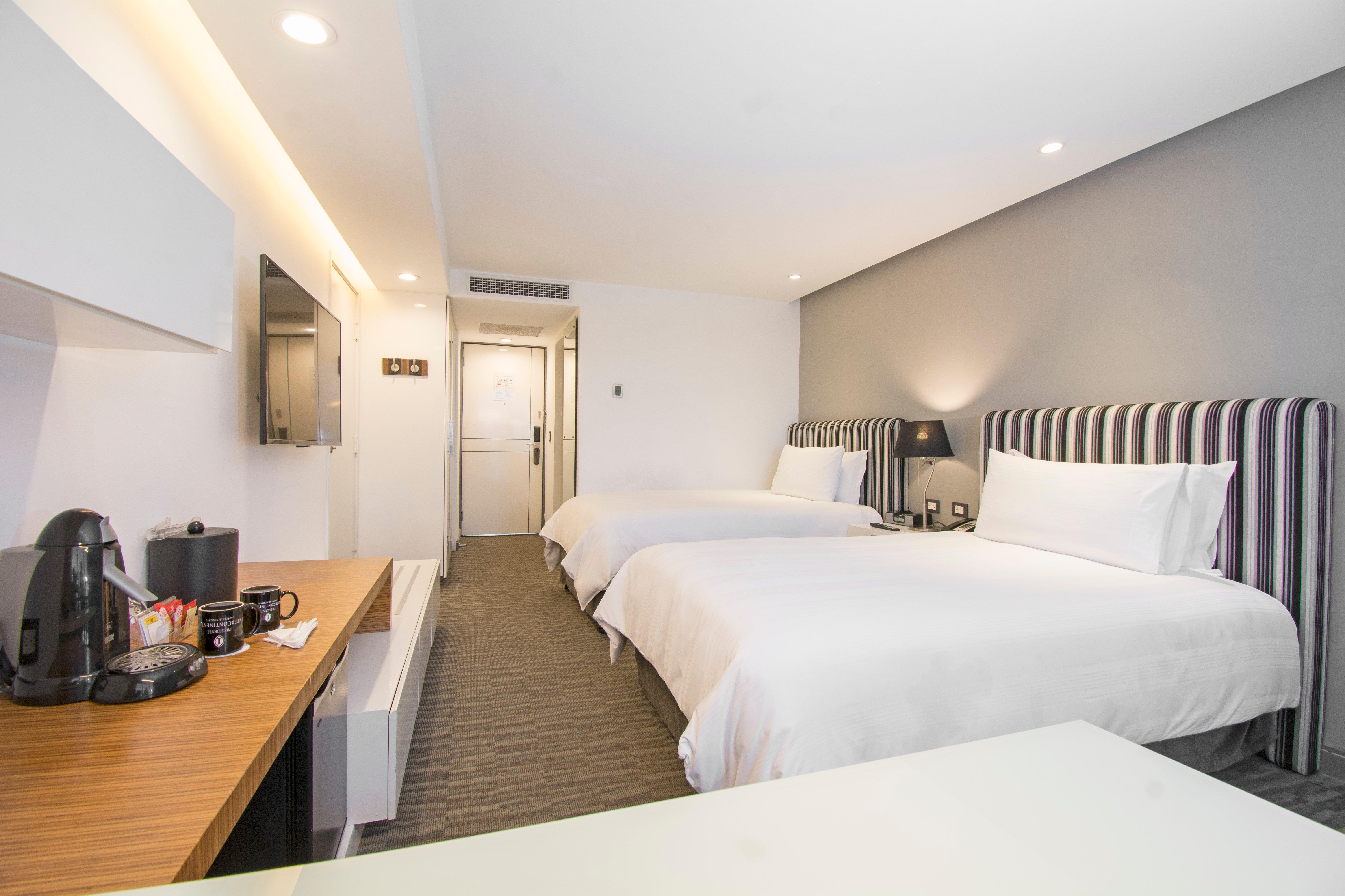 Double Classic Two Double Beds