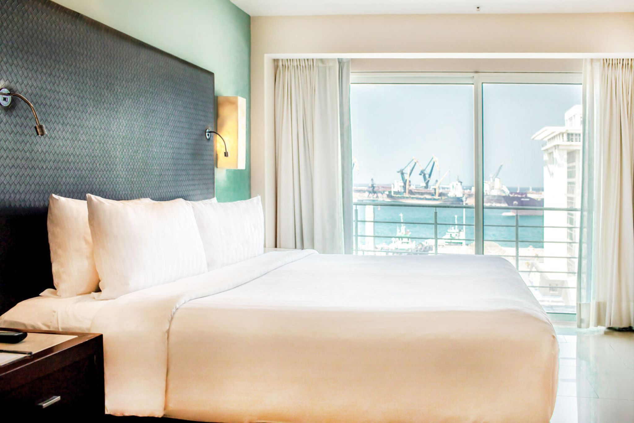 Double Ocean View King Bed