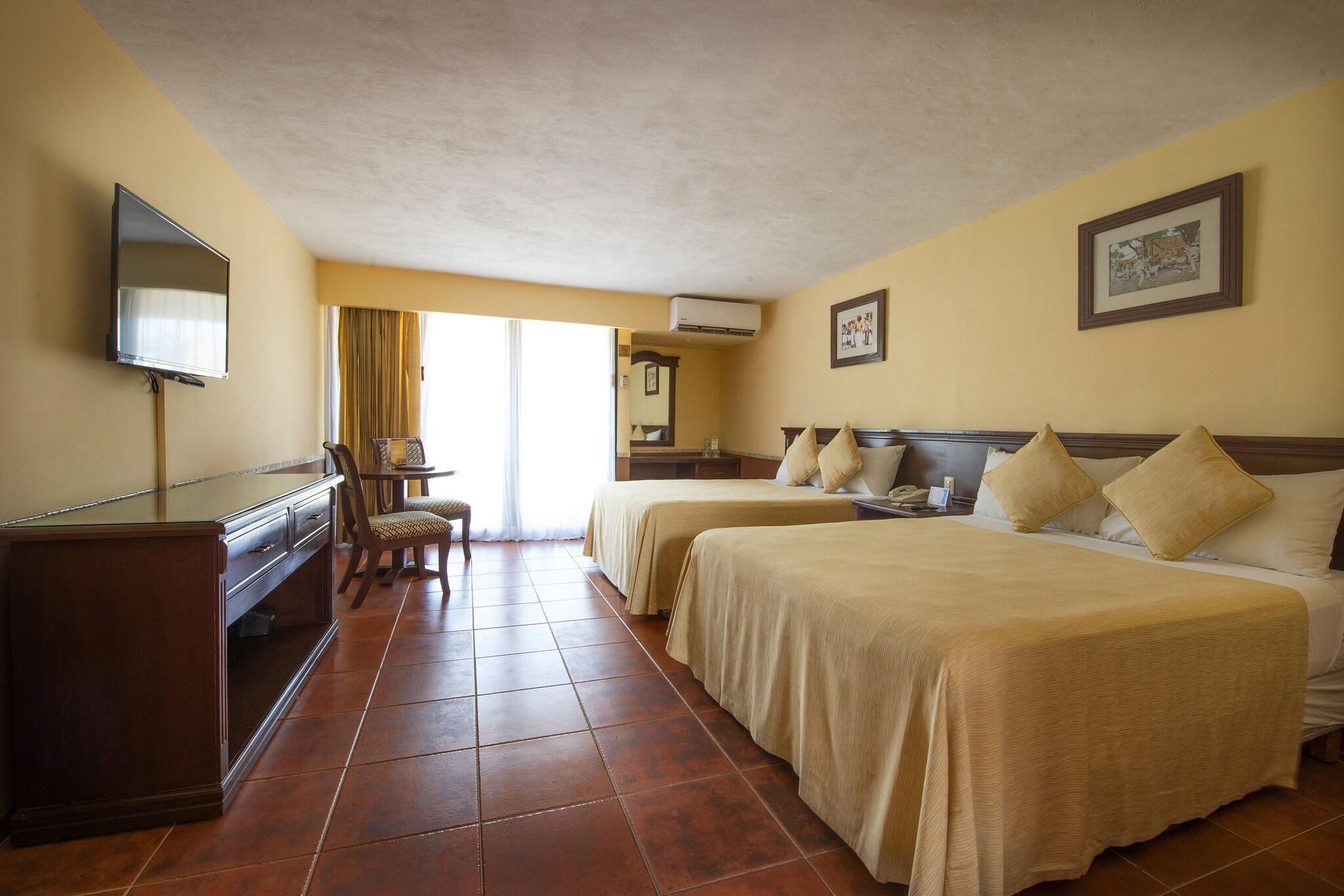 Double Executive Two Queen Beds