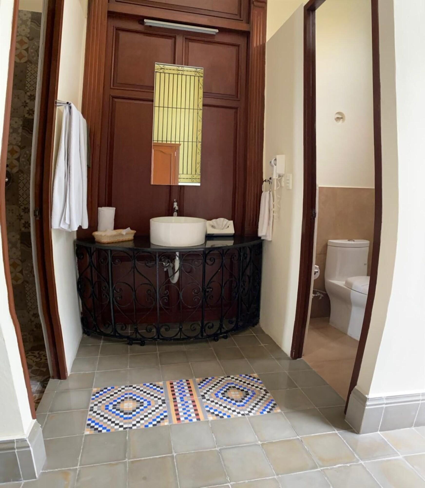 Villa Deluxe King Bed