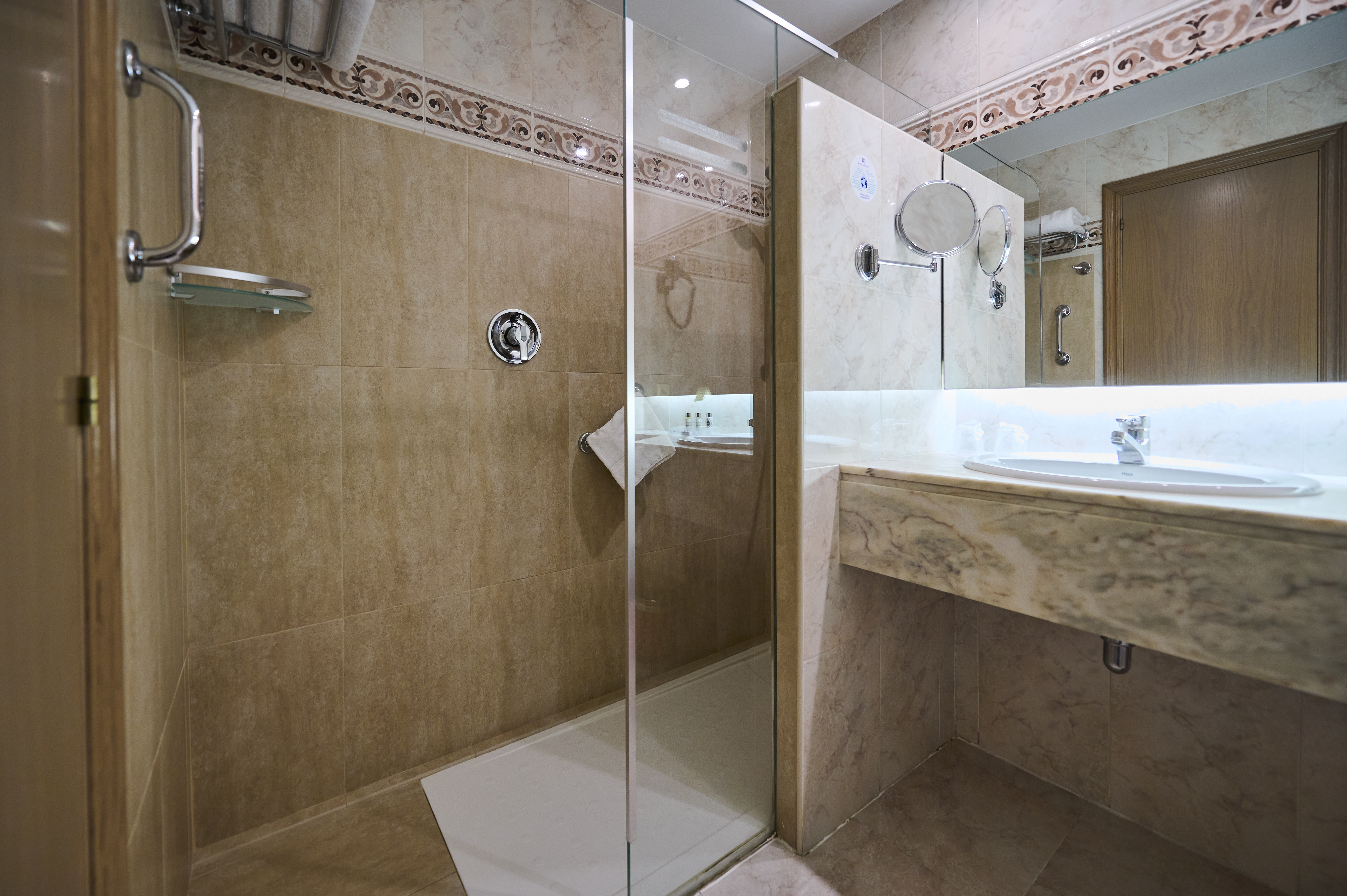 Double King Size Bed