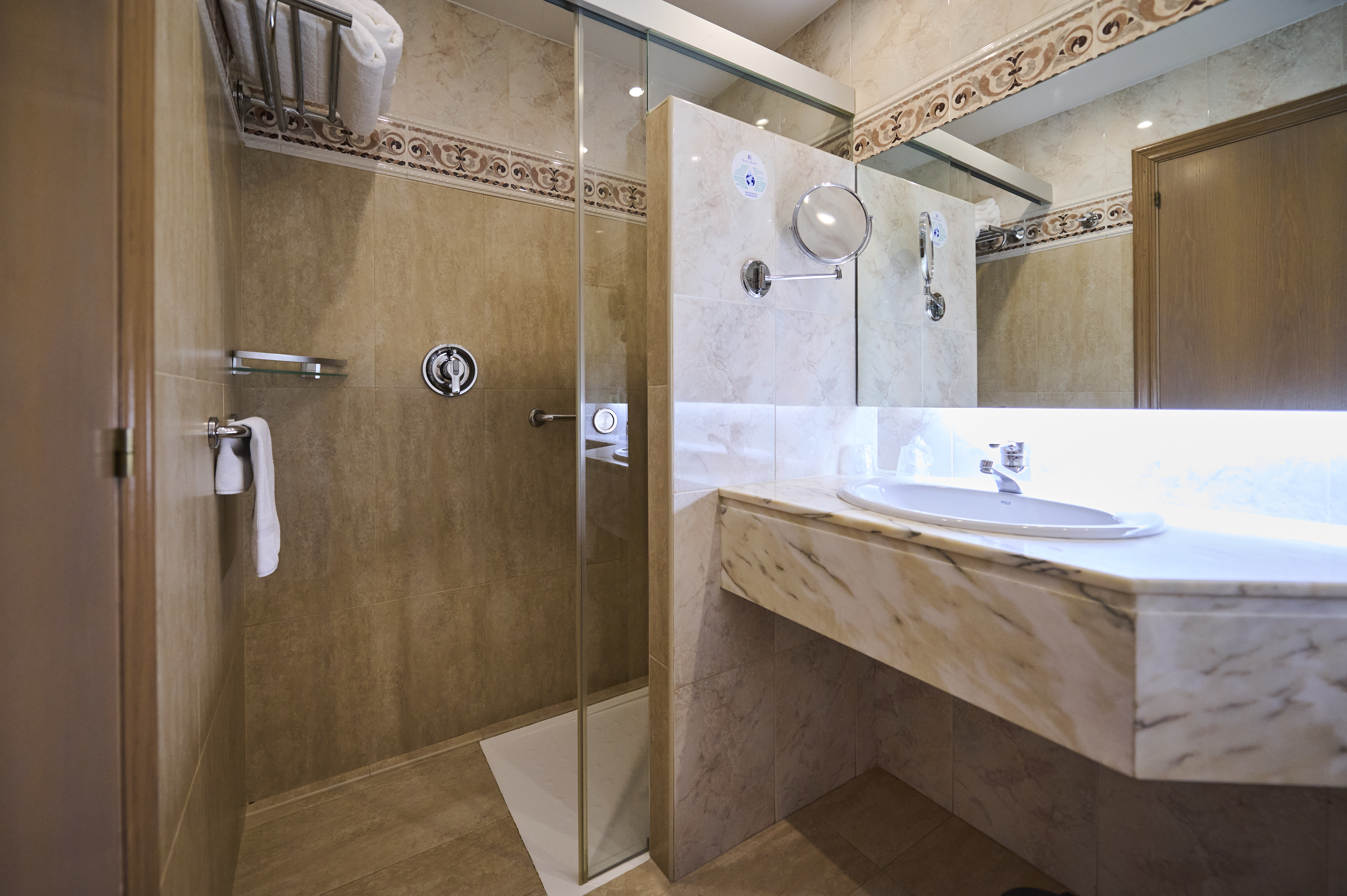 Double or Twin Standard