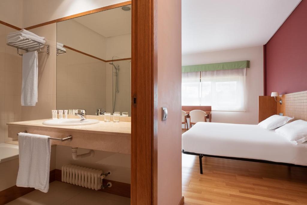 Family Room Capacity 1