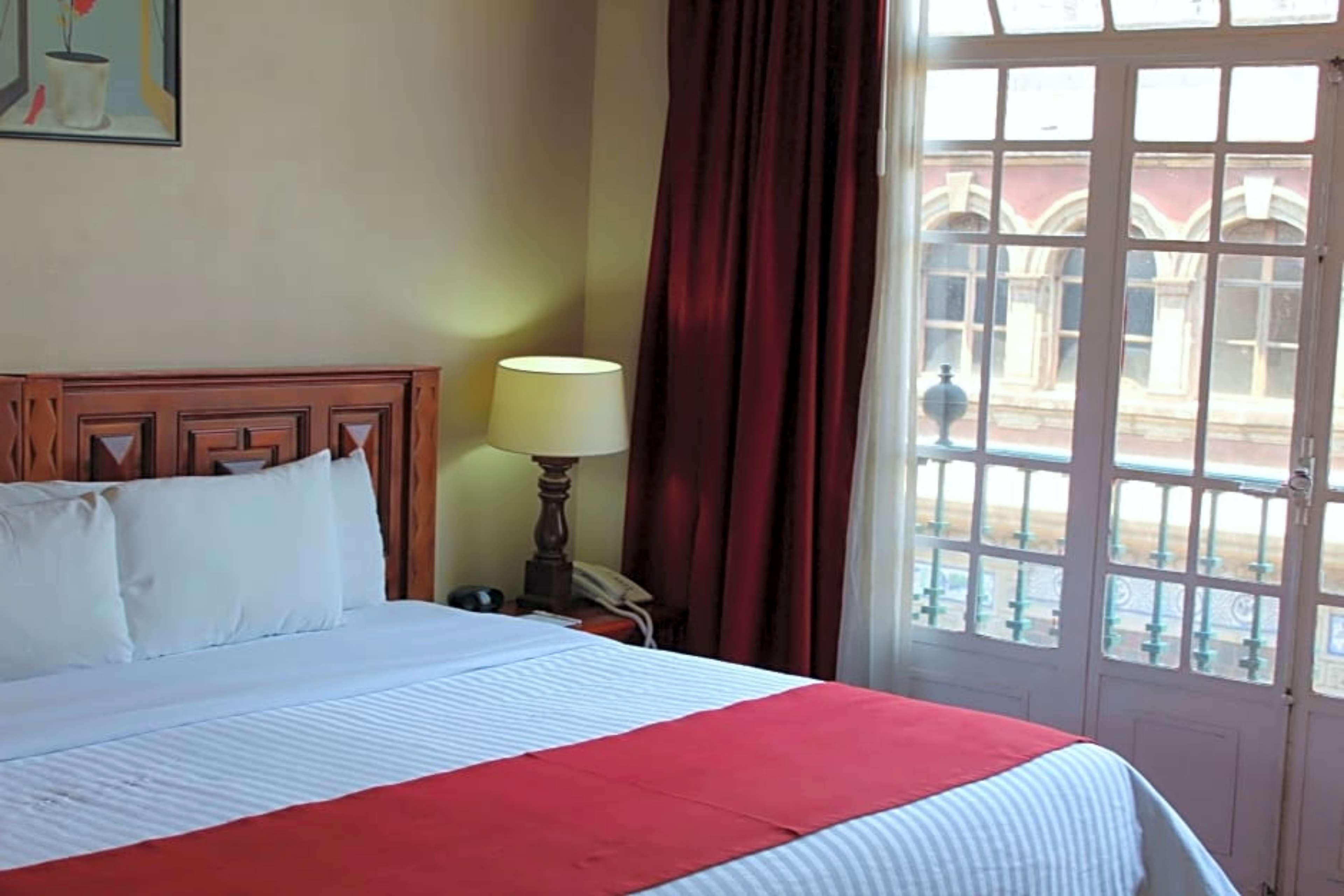 Double Queen Bed Non Smoking