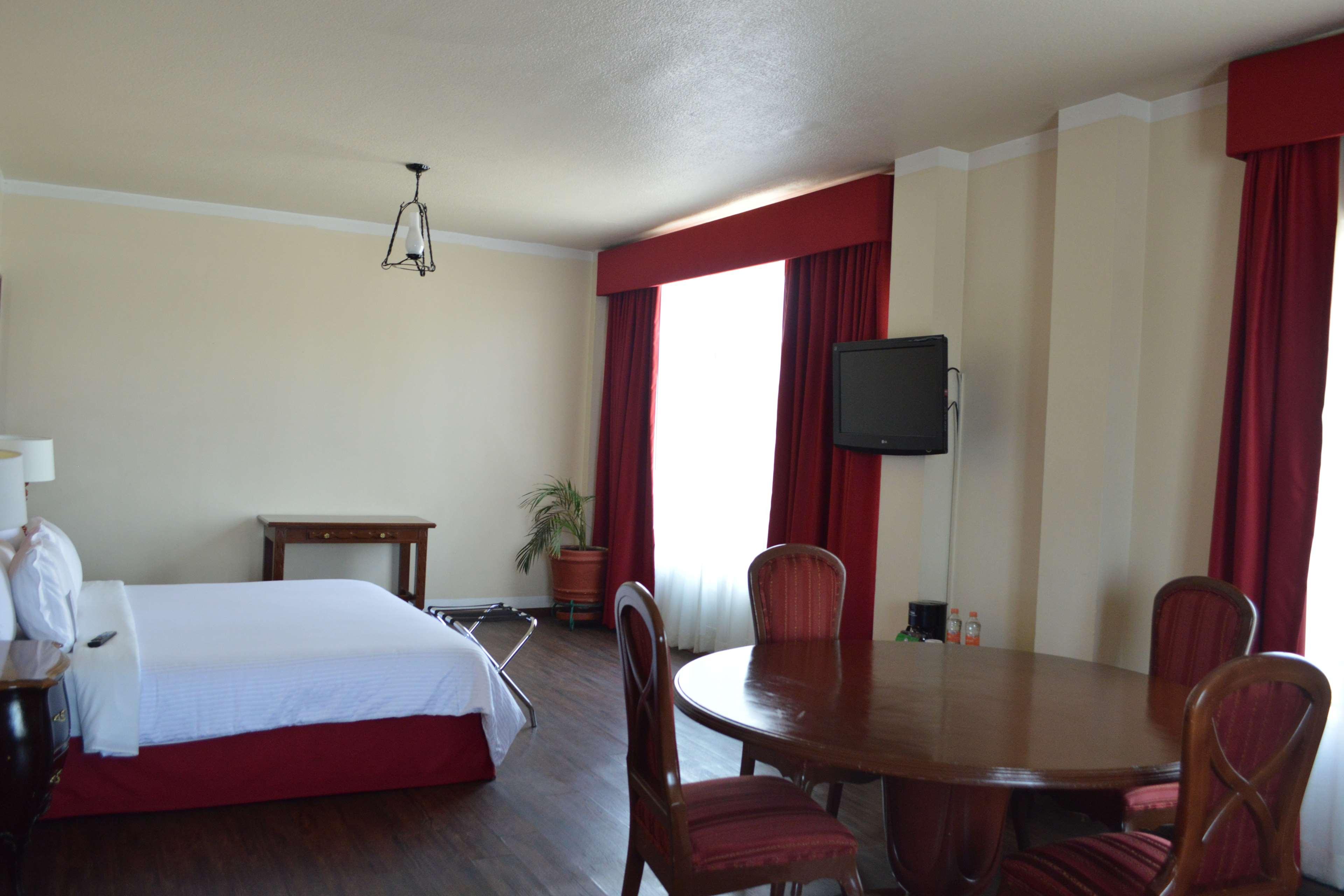 Suite King Bed Non Smoking