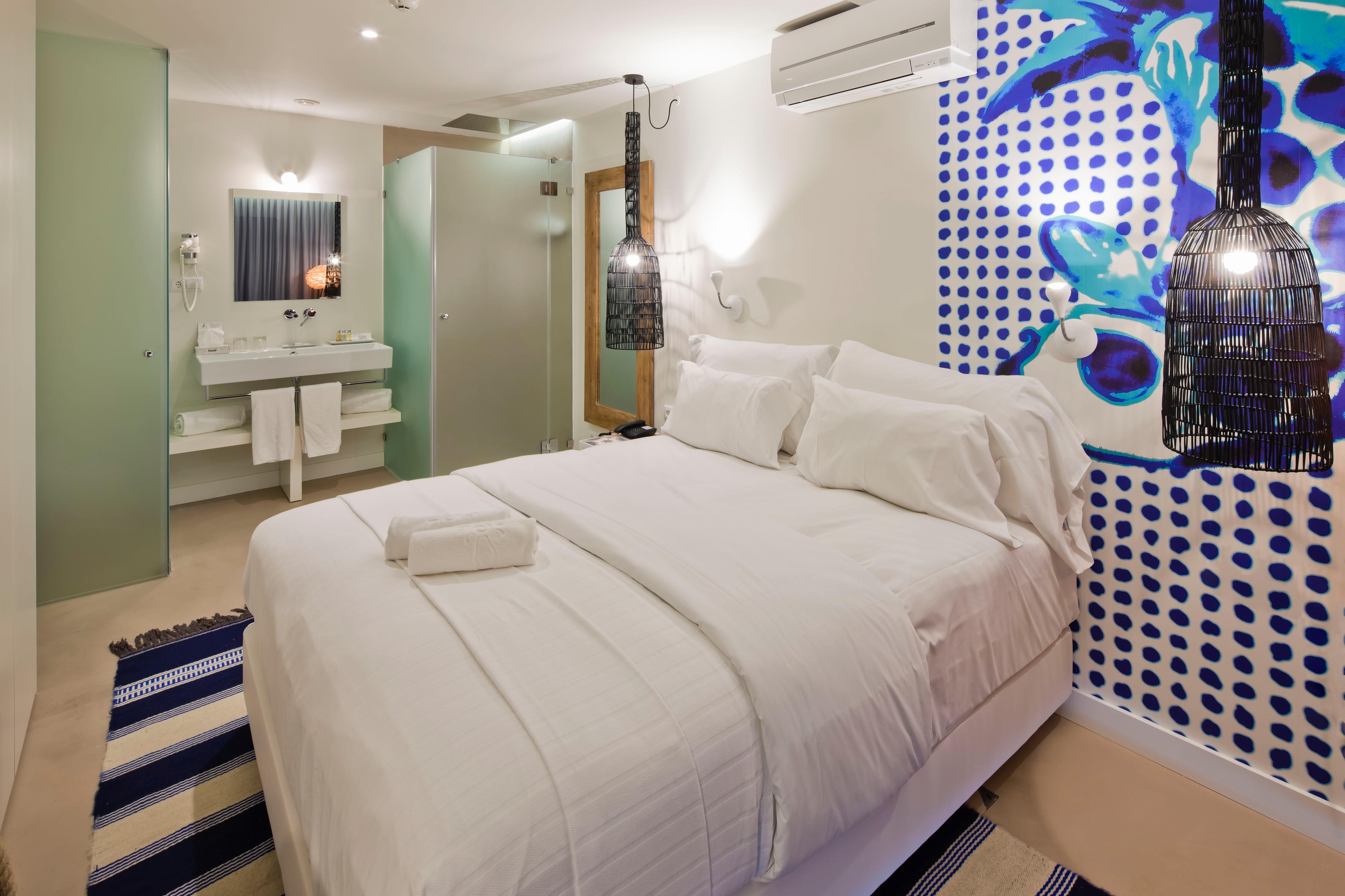 Double or Twin Deluxe