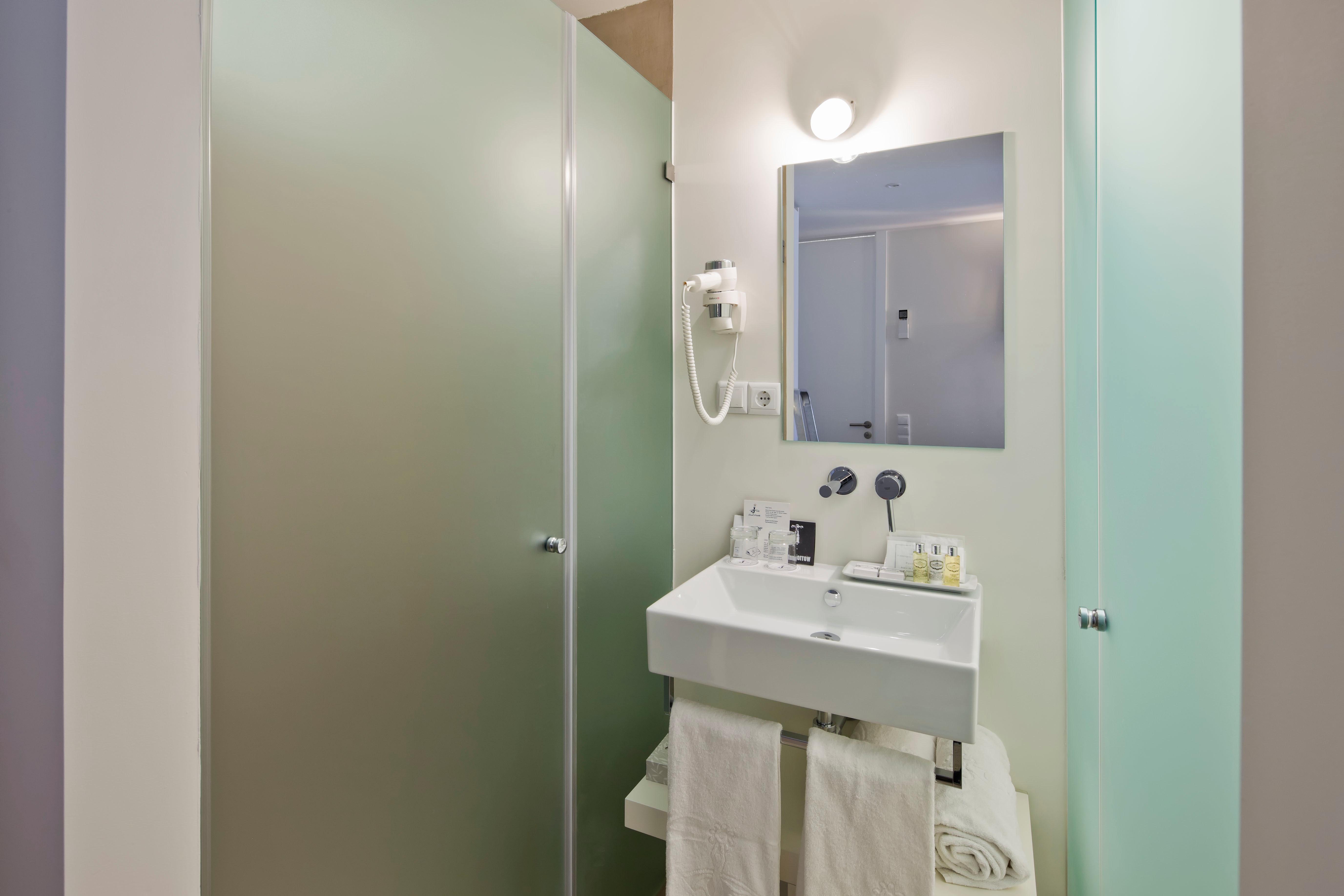 Double or Twin Deluxe