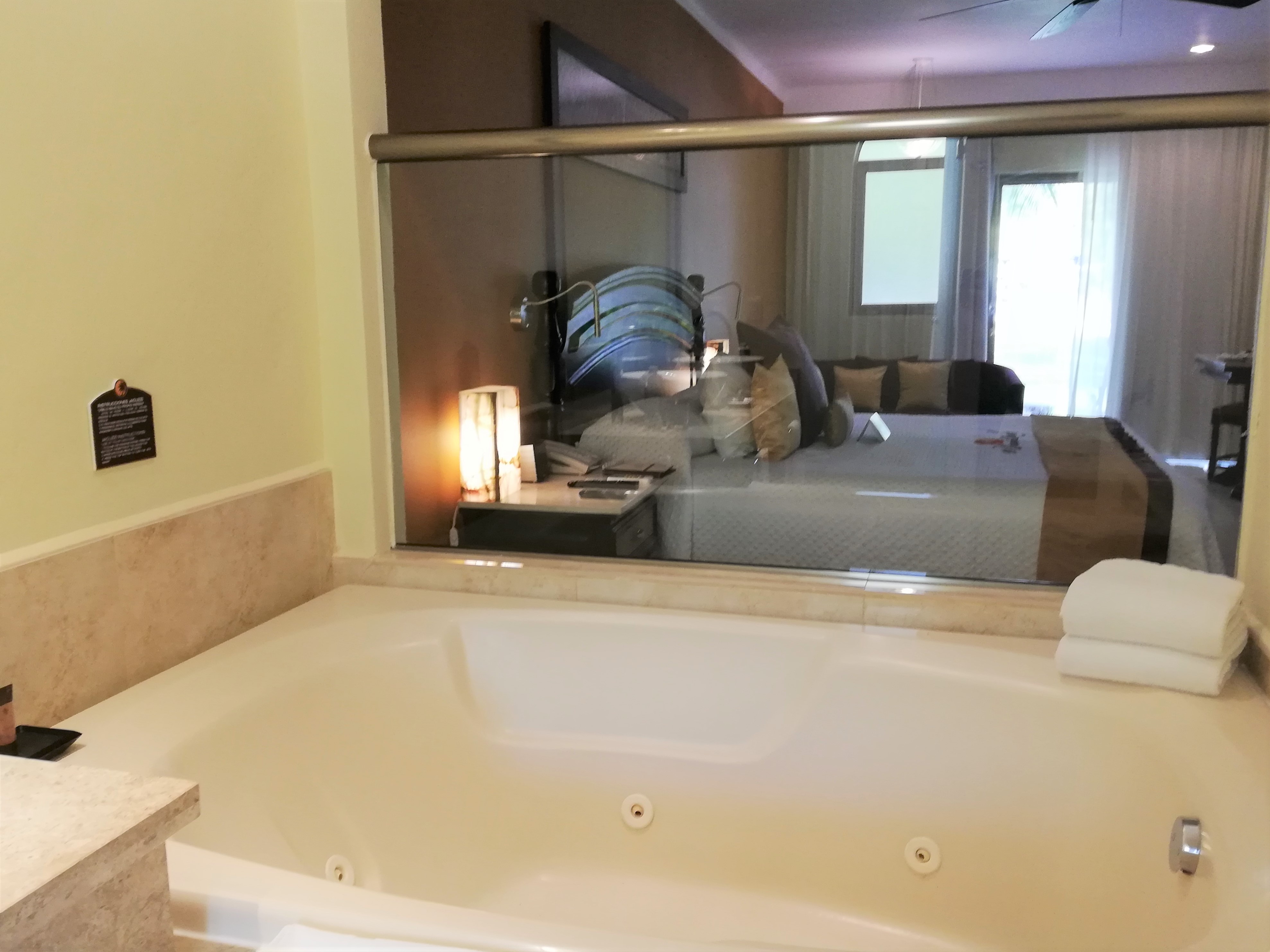 Junior Suite Beach Front