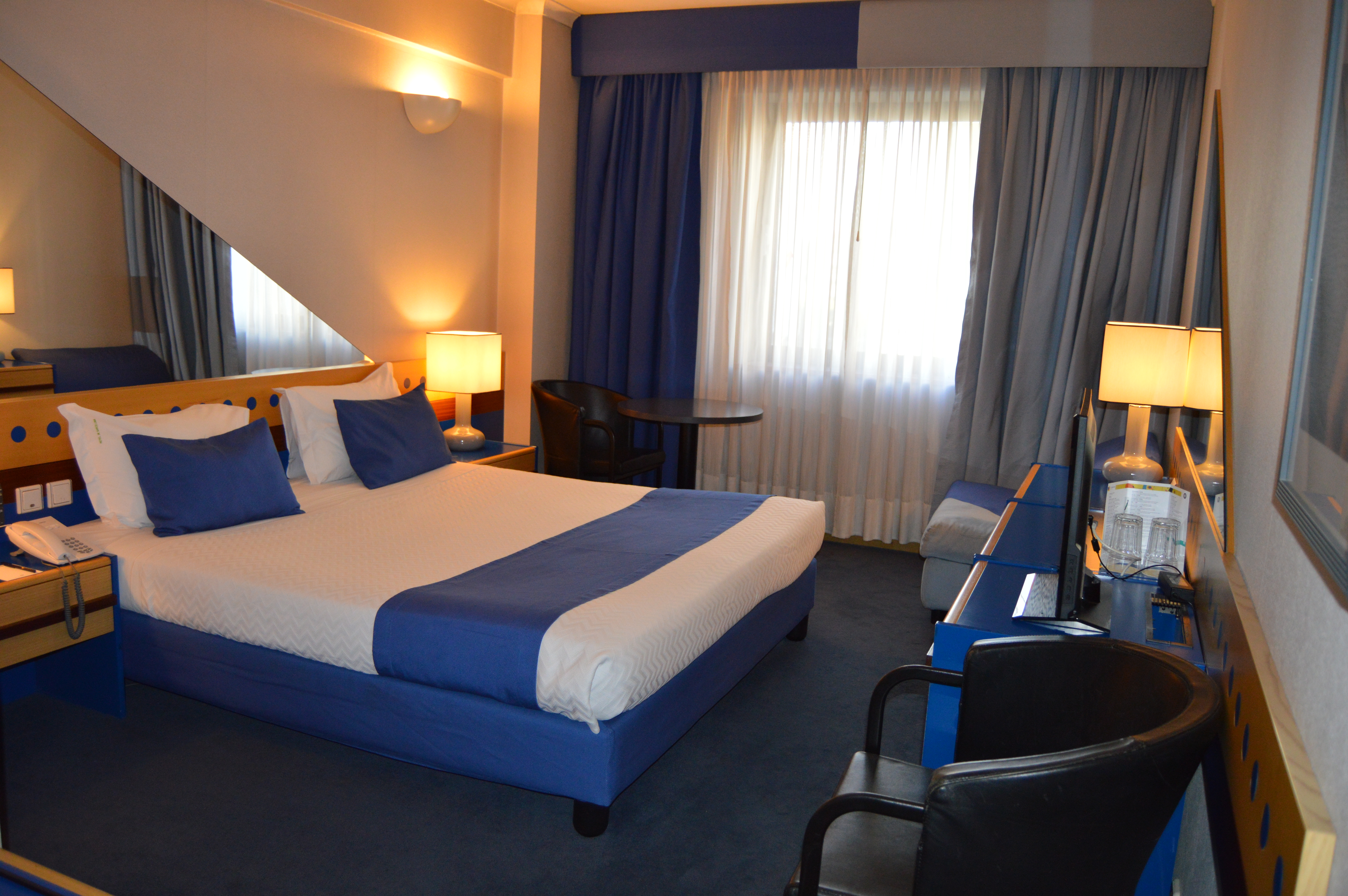 Double or Twin Standard