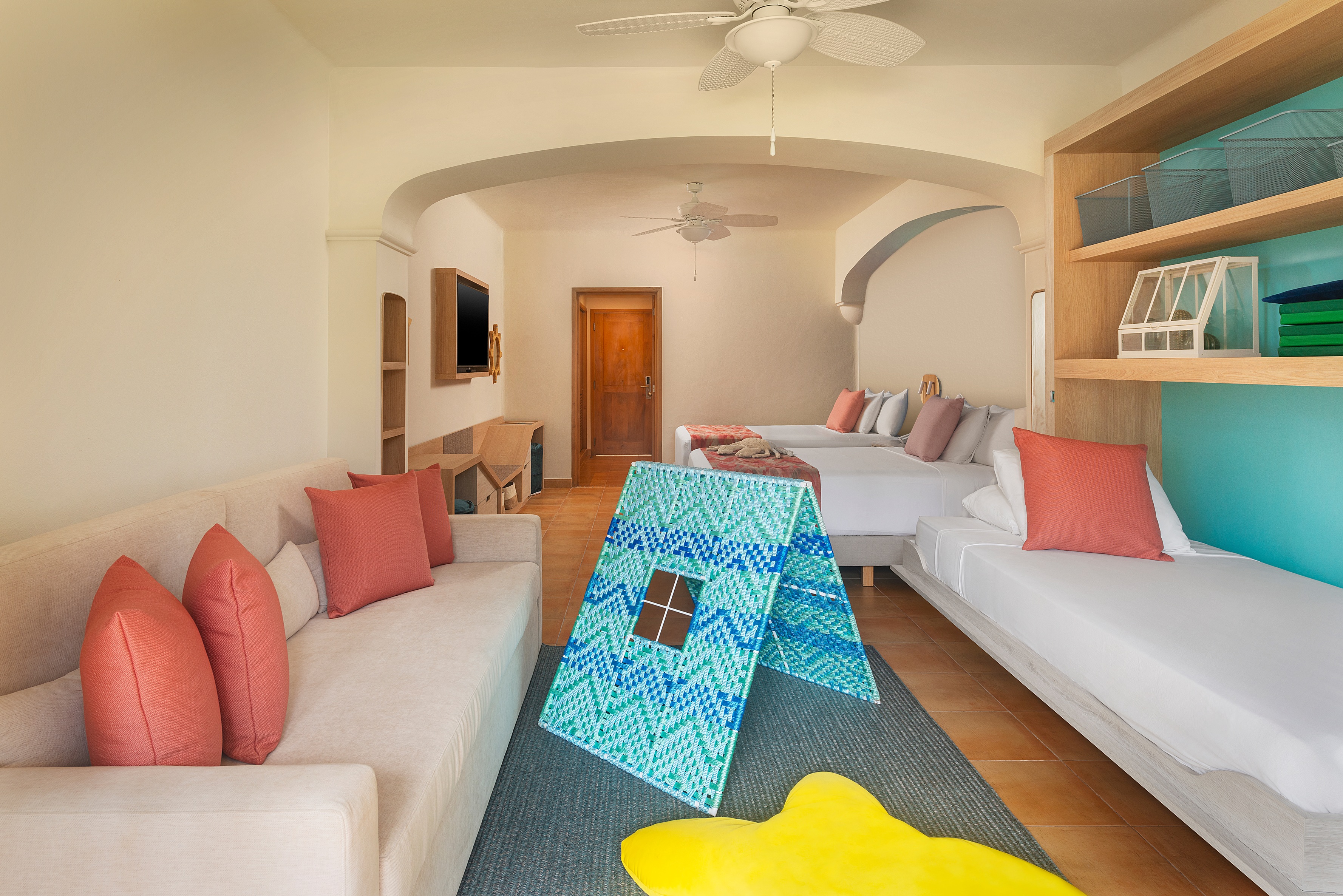 Family Room Capacity 1