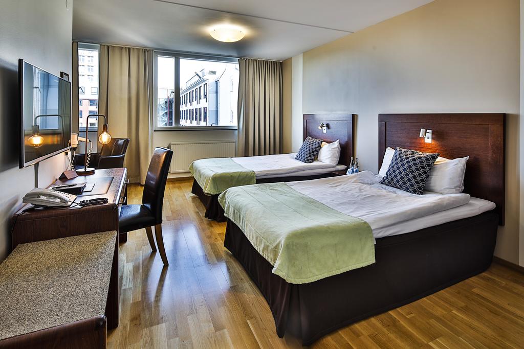 Double or Twin Superior