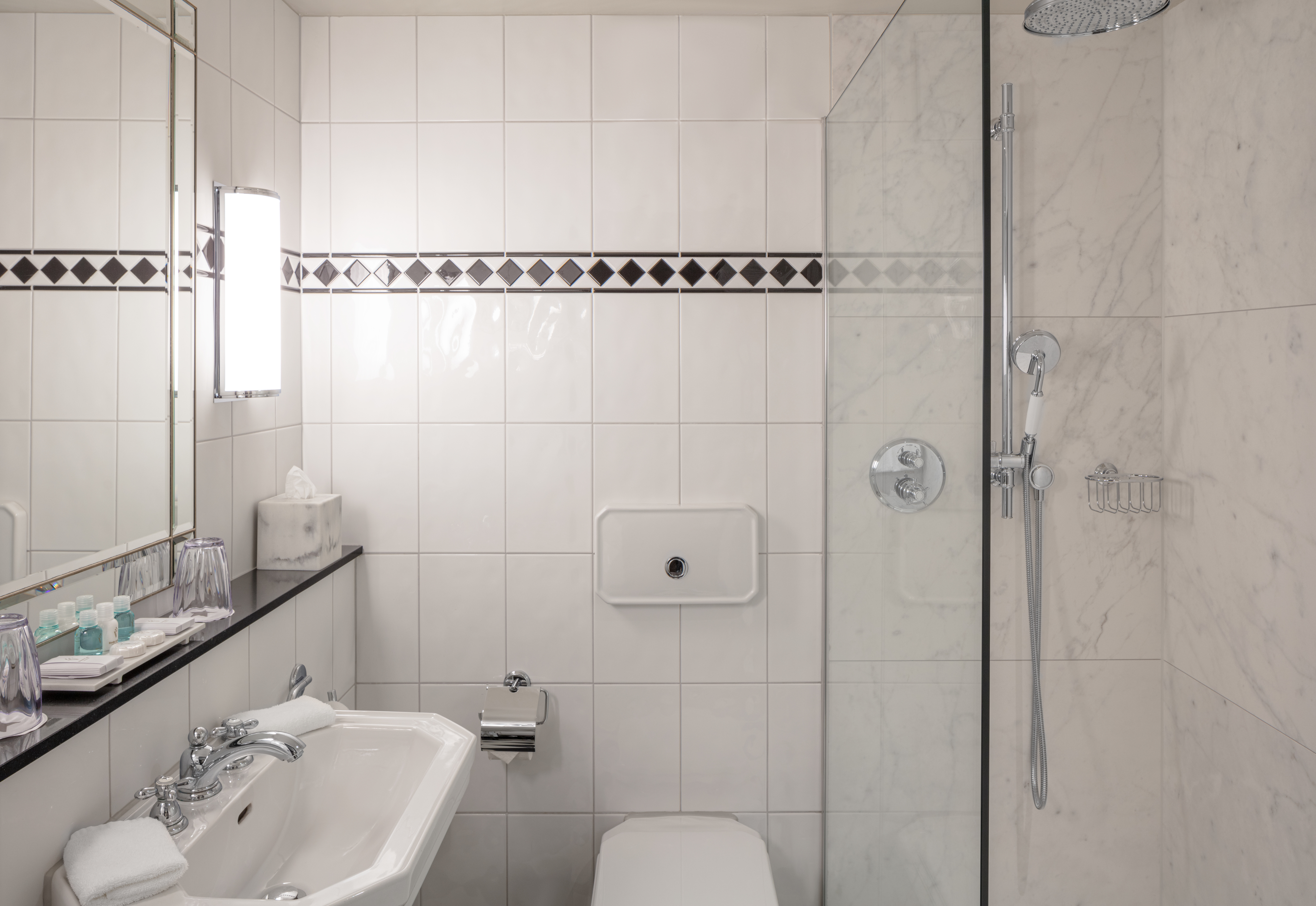 Double Queen Size Bed