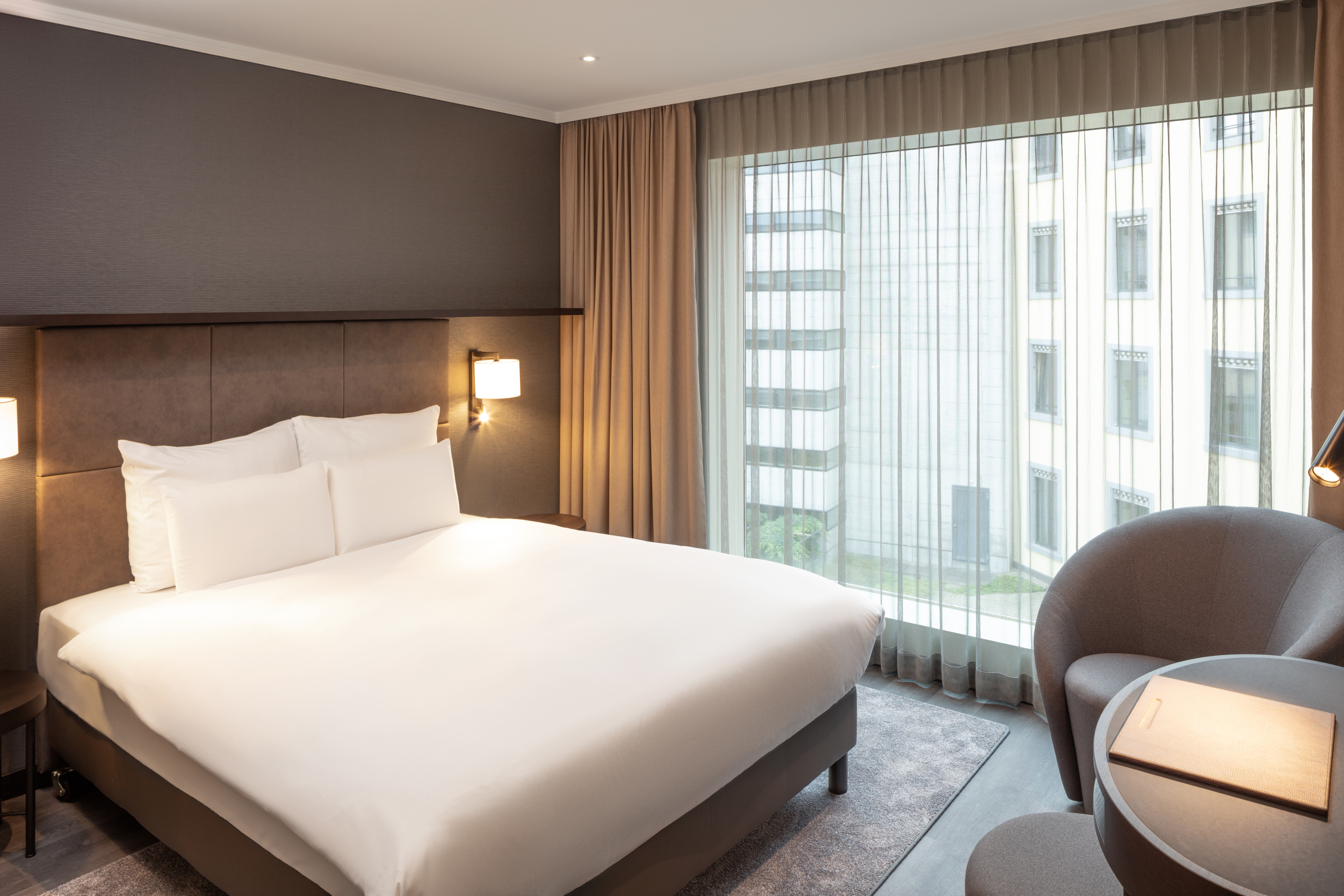 Double Queen Size Bed