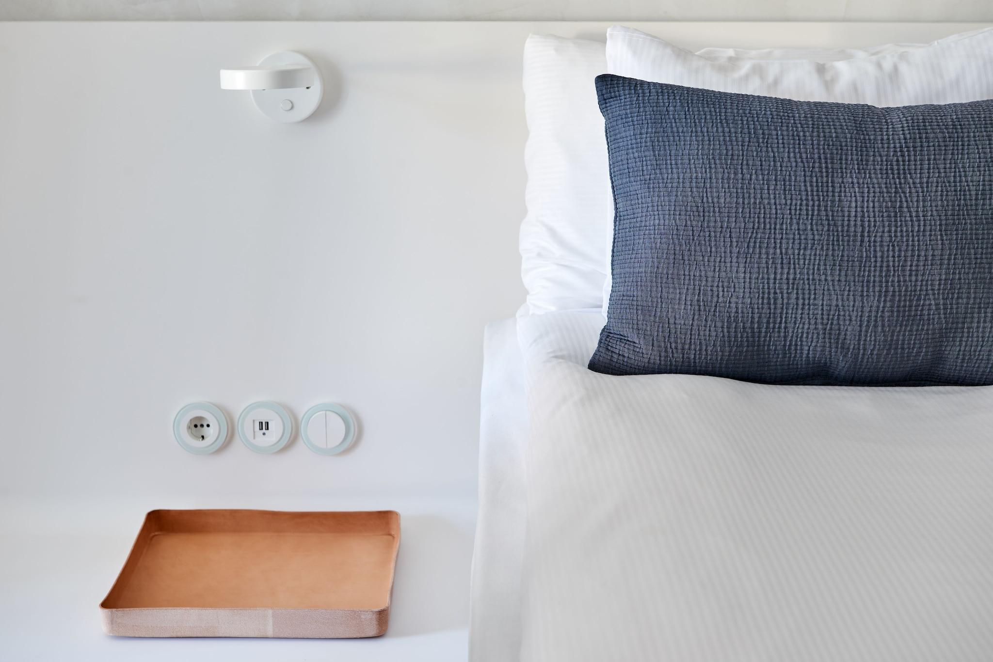 Suite Queen Size Bed