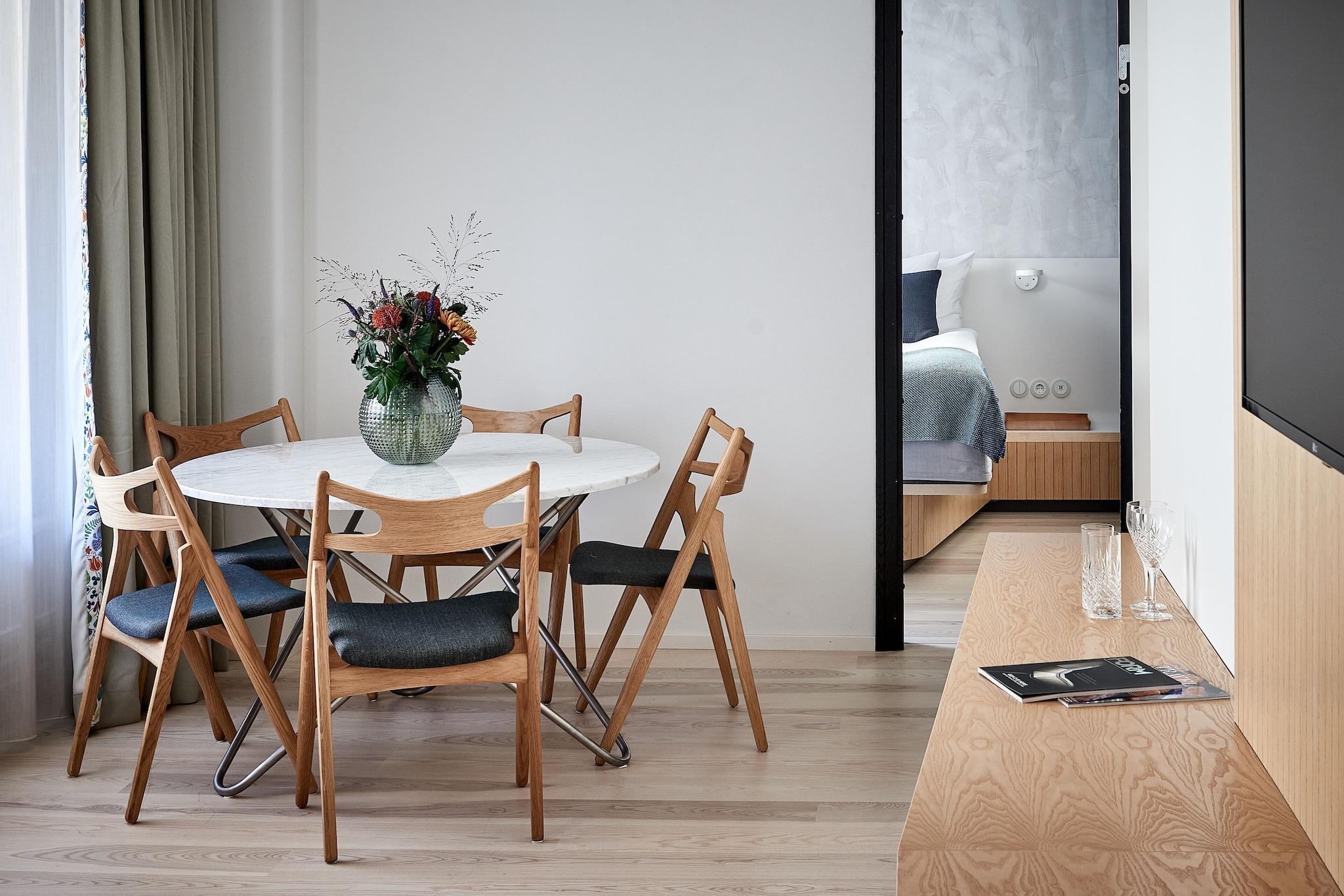 Suite Queen Size Bed