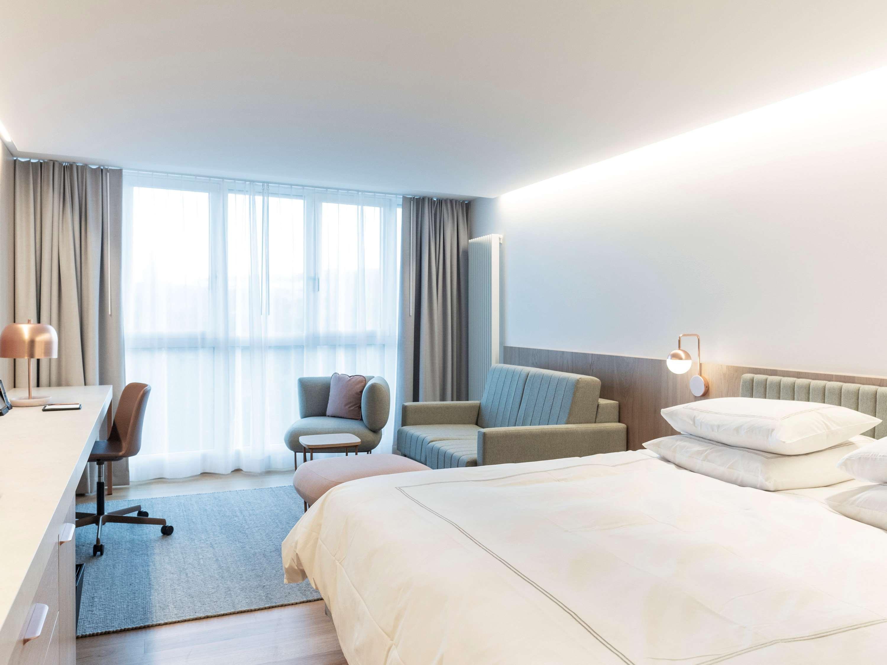 Double Premier King Bed