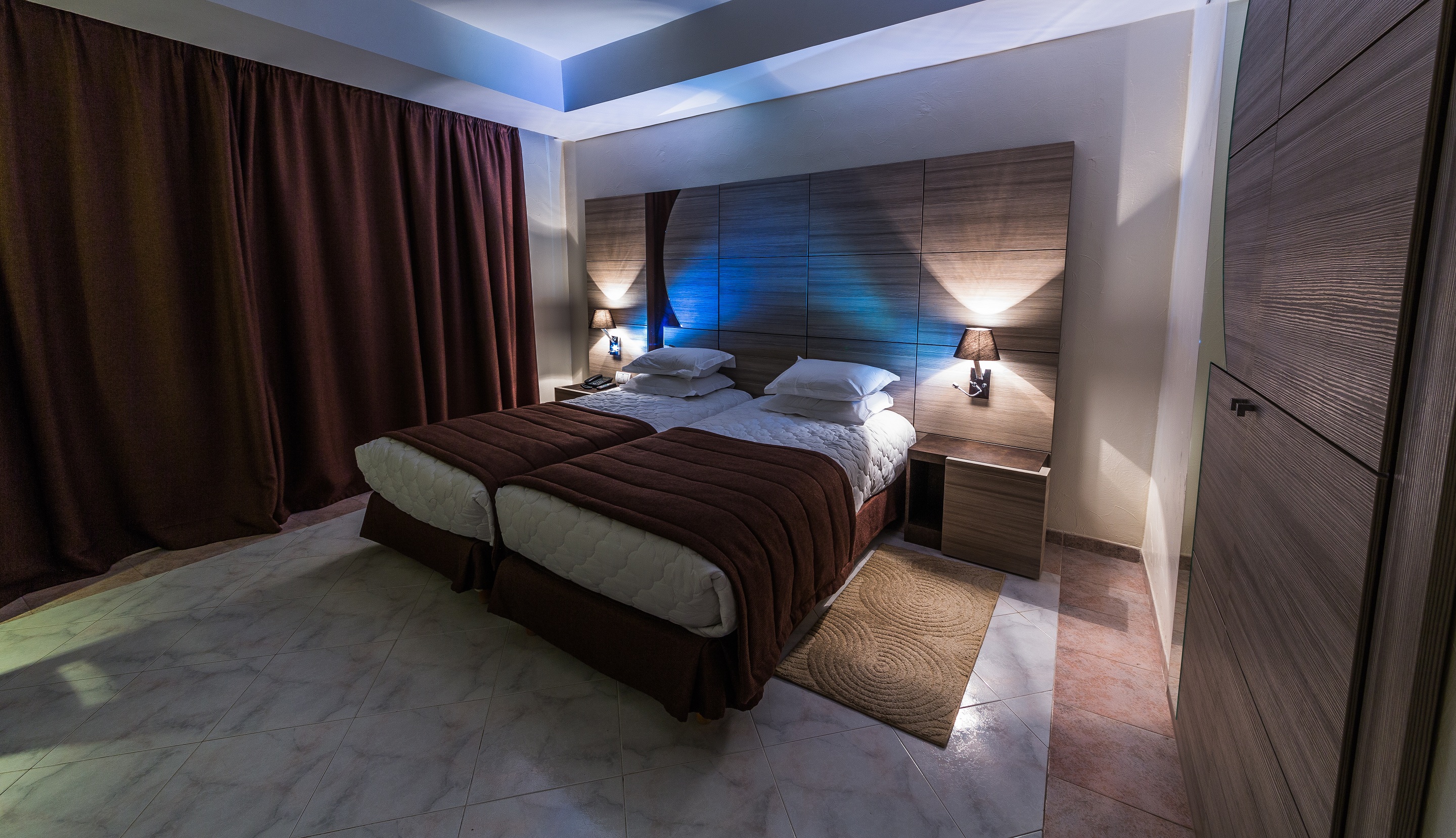 Double or Twin Standard