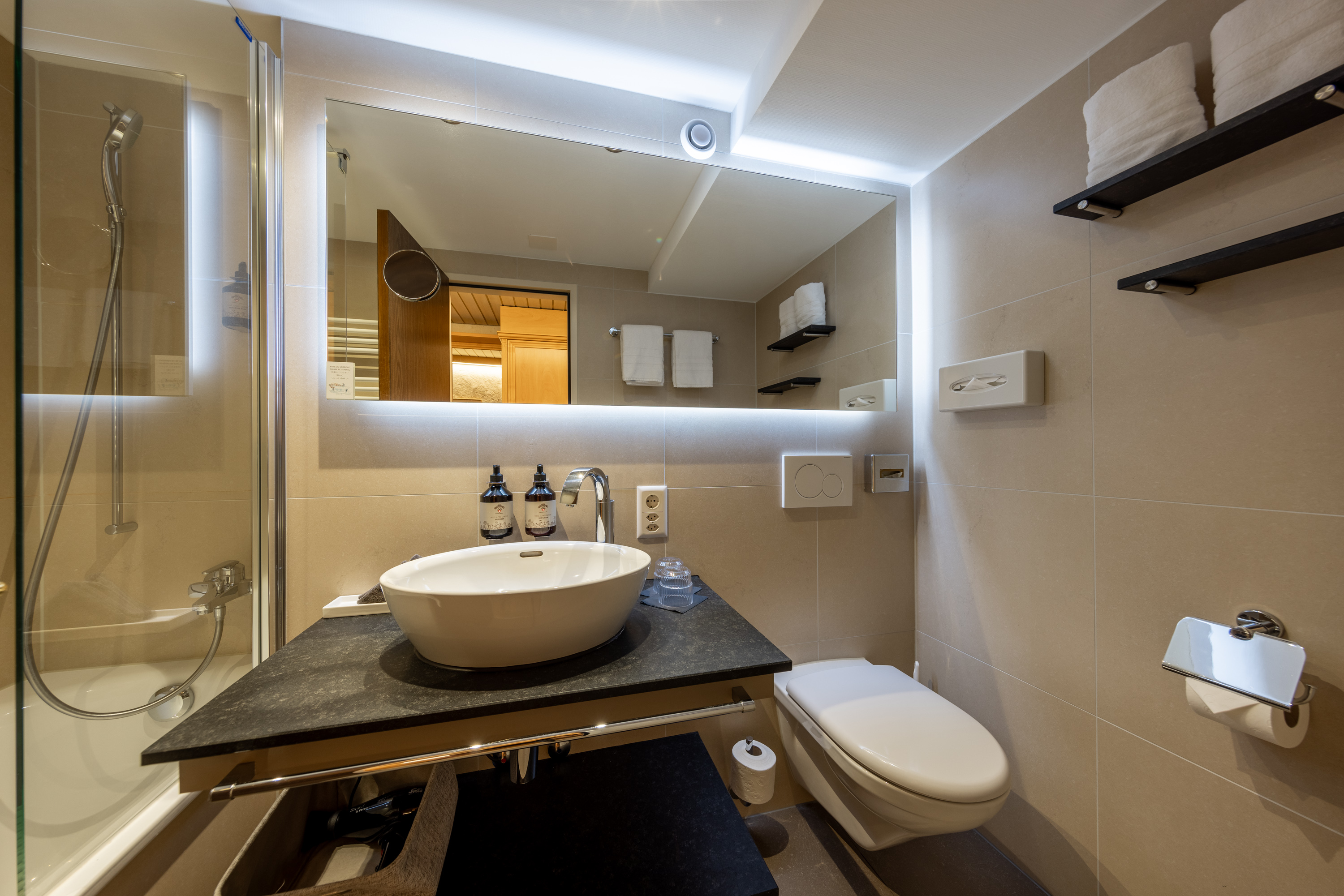 Suite Superior with Views